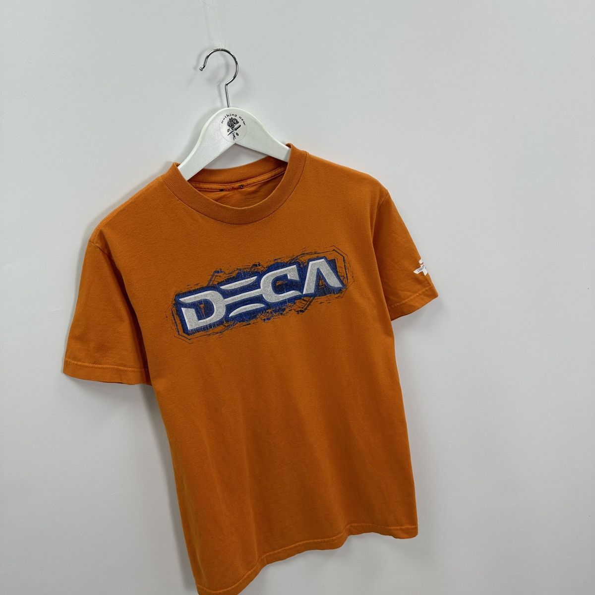 Vintage Vintage 90s Deca it’s time Big Logo orange tee y2k hype sk8 Size US S / EU 44-46 / 1 - 3 Thumbnail