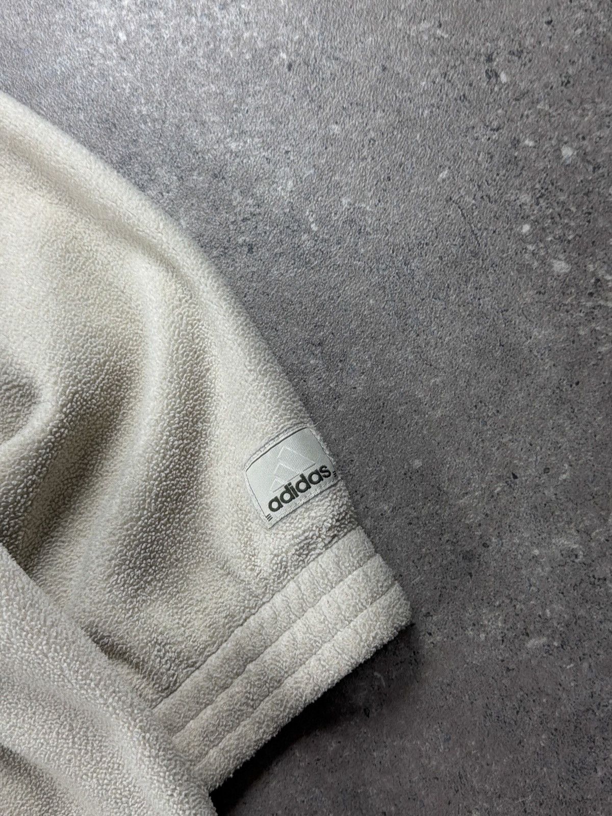 Adidas Vintage Adidas Beige Fleece 90s Retro Size US L / EU 52-54 / 3 - 2 Thumbnail
