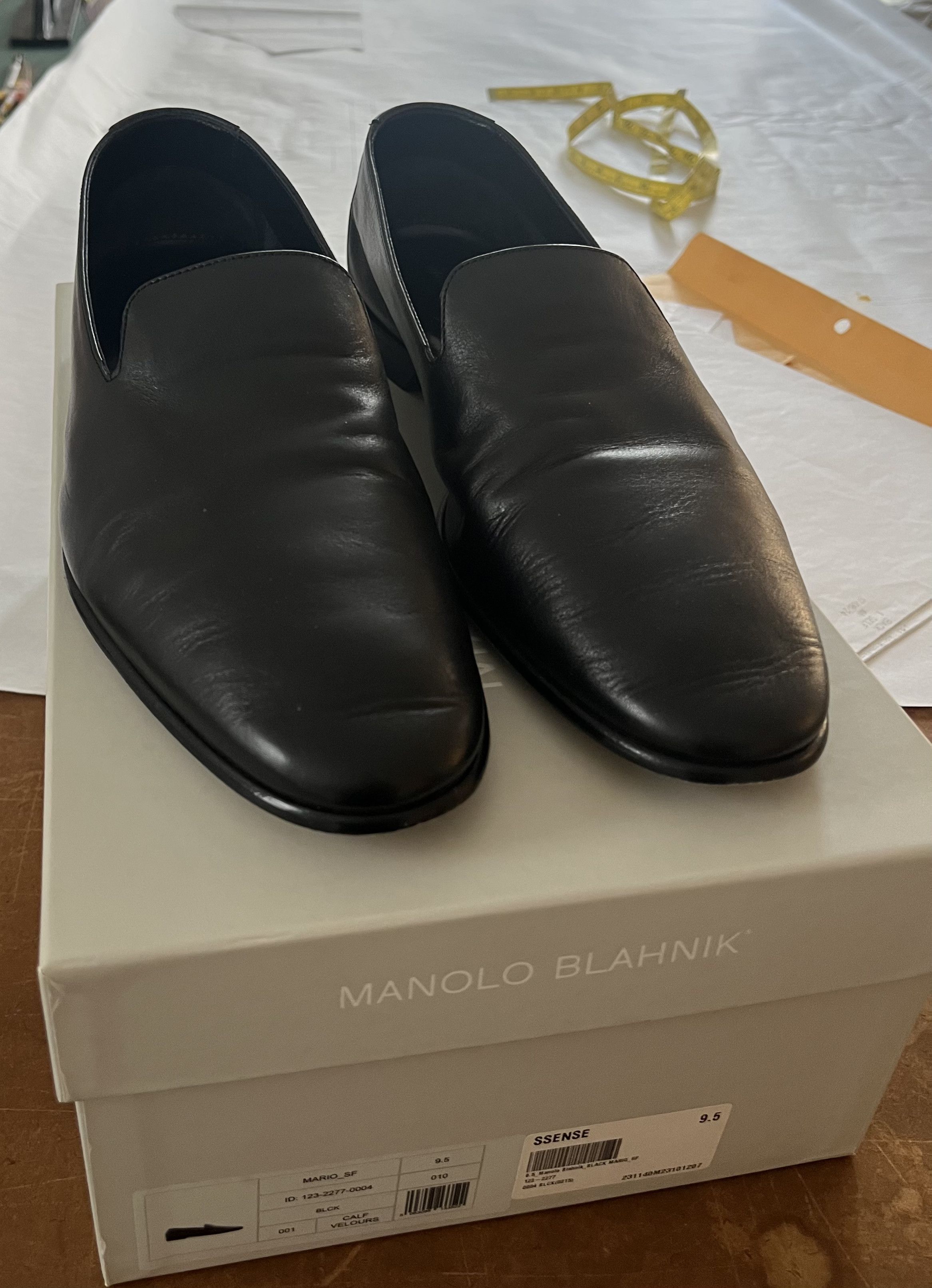 Manolo Blahnik Manolo Blahnik Black Calfskin Mario Loafers Size US 9.5 / EU 42-43 - 2 Thumbnail