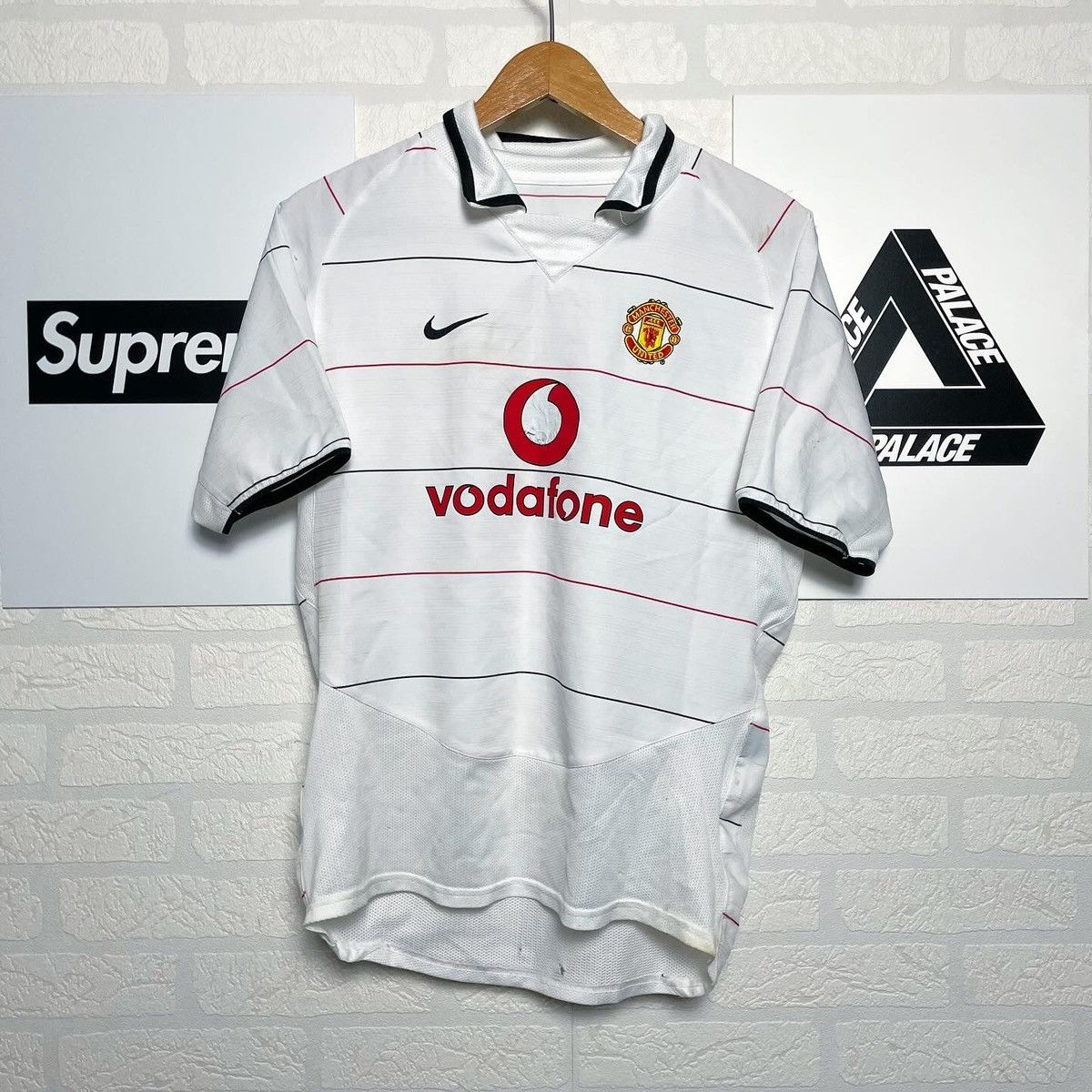 Nike Manchester United 2003-2004 Nike Football Jersey Size Size US S / EU 44-46 / 1 - 1 Thumbnail