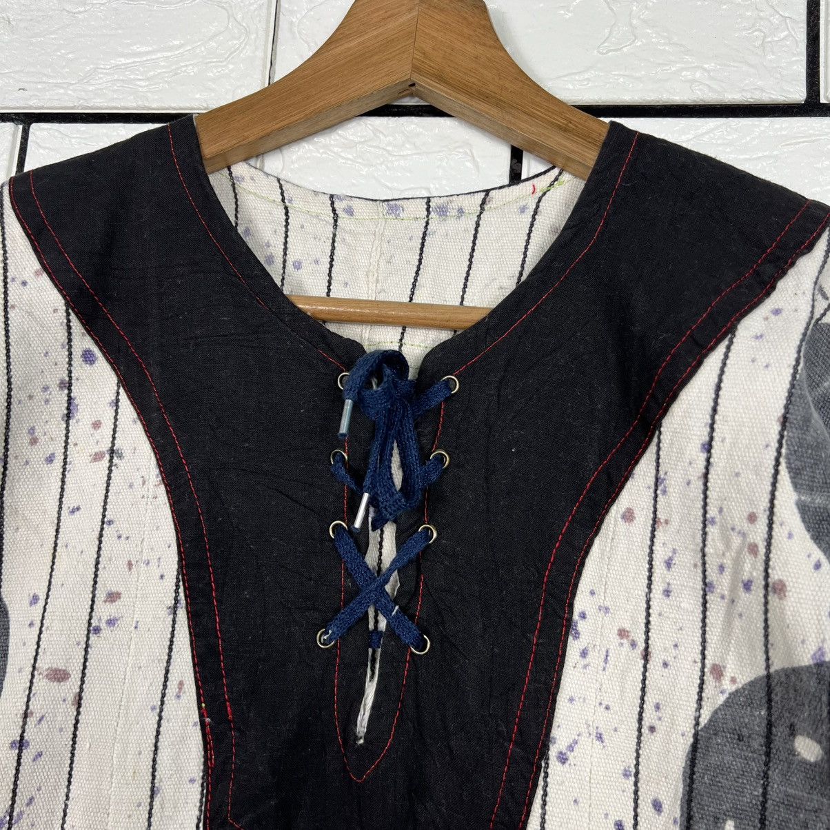 Vintage Vintage Traditional Artistic Motif Graphic Shirt #4215-C192 Size L / US 10 / IT 46 - 4 Thumbnail