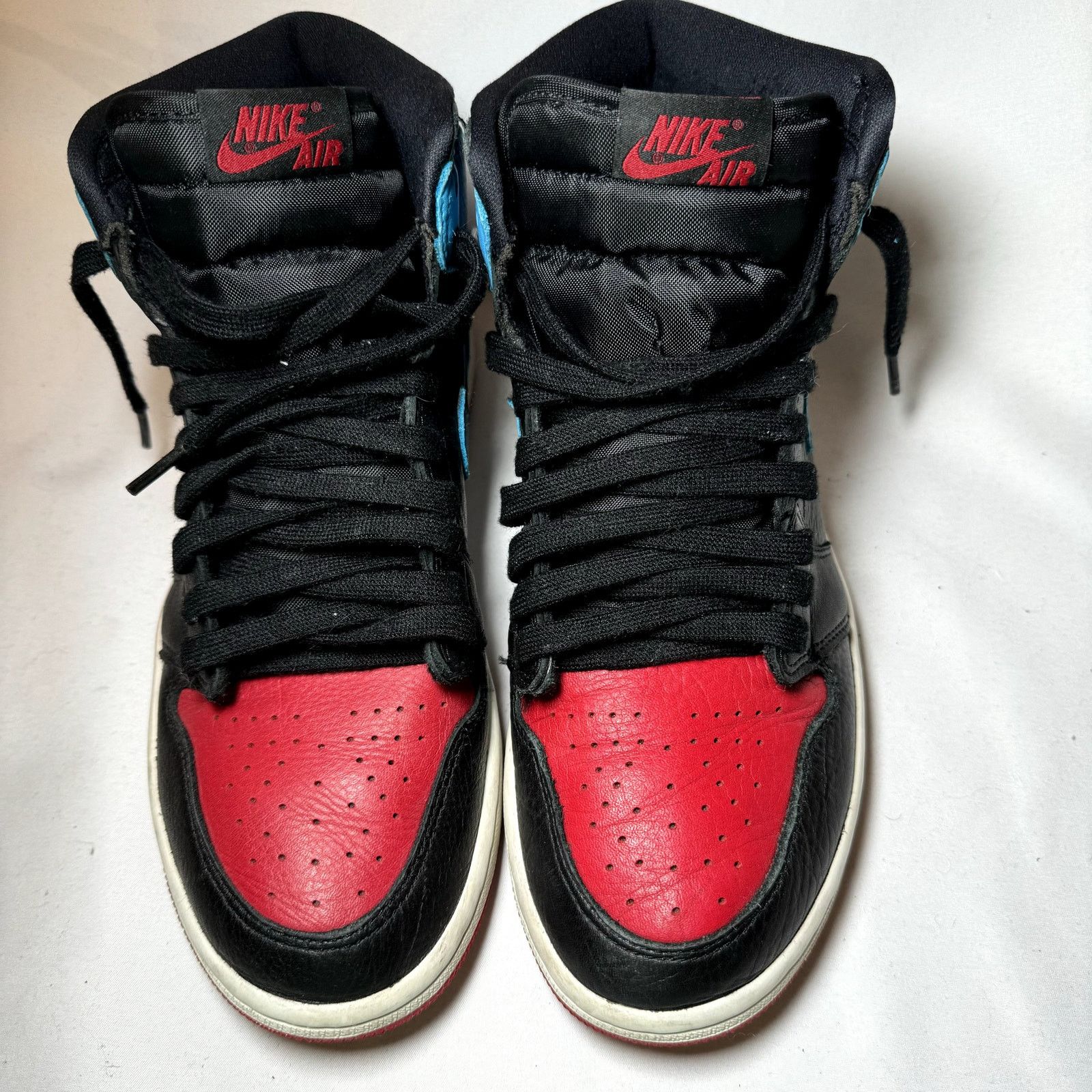 Jordan Brand × Nike Nike Air Jordan 1 High OG NC to Chi Women's Shoes - Size 9.5 Size US 9.5 / IT 39.5 - 4 Thumbnail