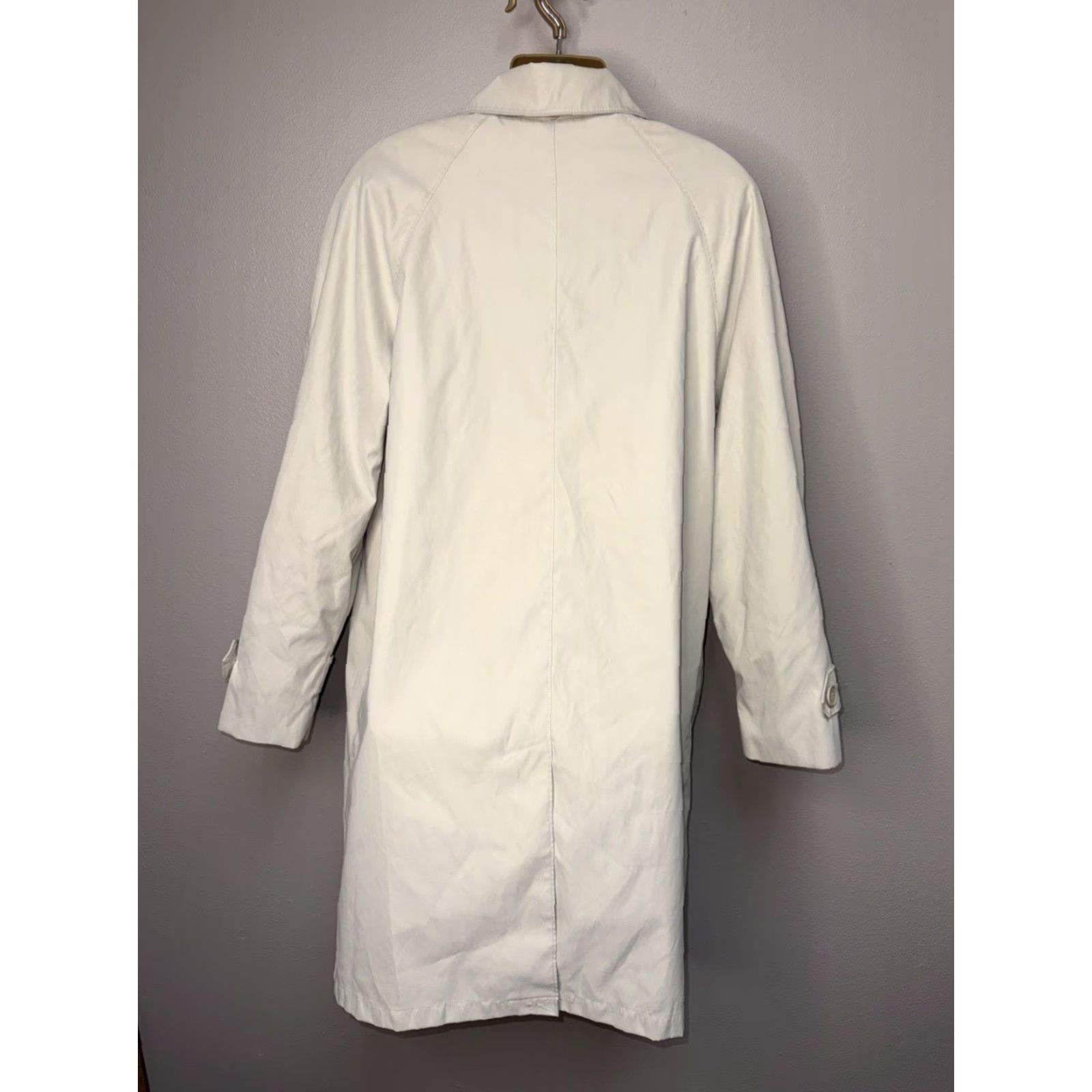 London Fog VINTAGE London Fog Women Trench Coat L Beige Tan Lightweight Regular Pockets Shoulder Pads Long Sleeve Button Closure Dry Clean Only 1990s Mens? Size L / US 10 / IT 46 - 2 Thumbnail