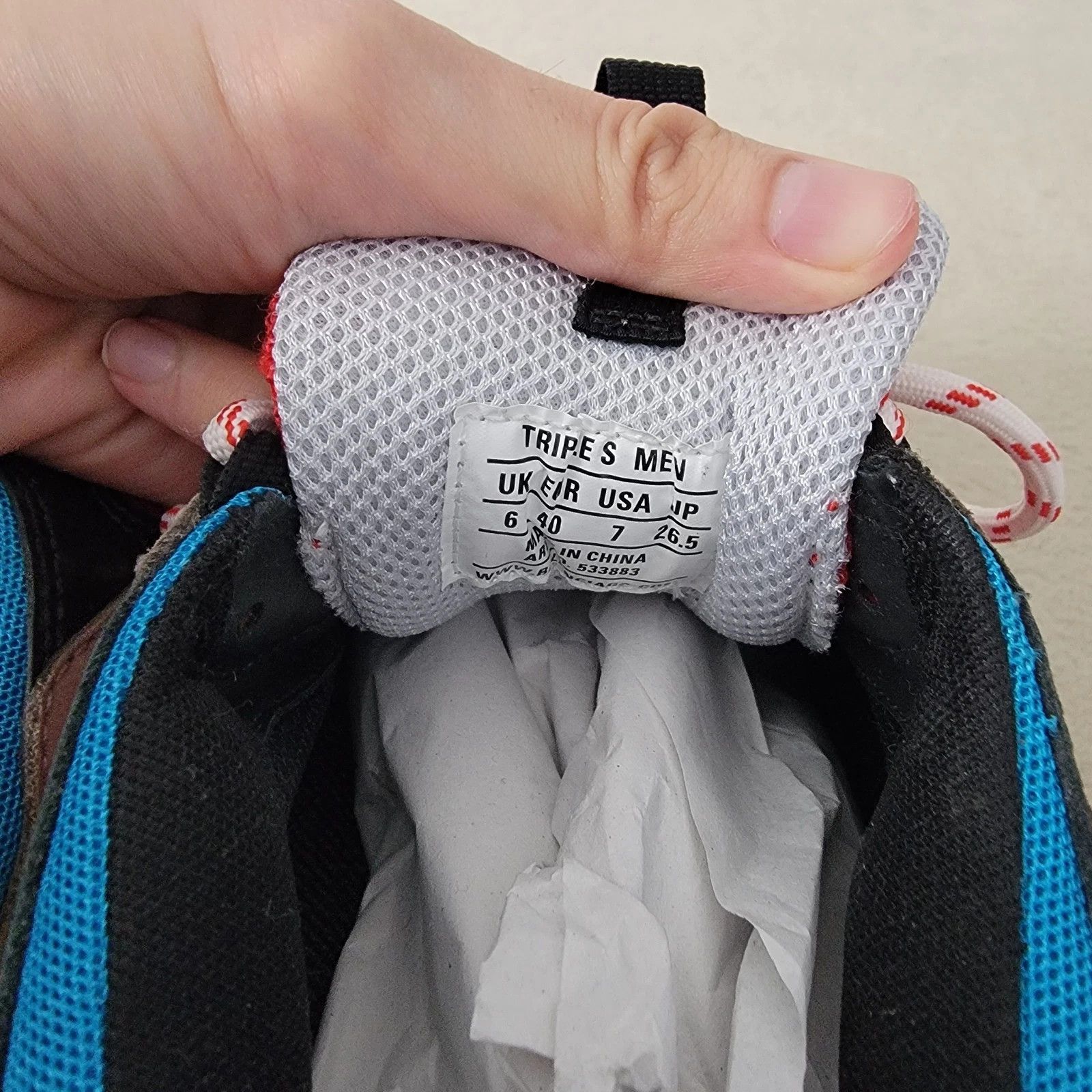 Balenciaga Balenciaga Triple S Grey/Red/Blue Sneakers Size US 7 / EU 40 - 7 Thumbnail