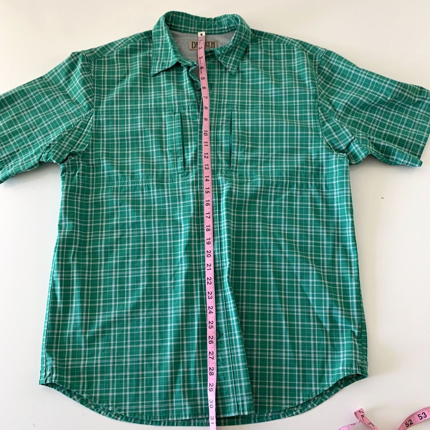 Vintage Duluth Button-Up Shirt Men’s M Short Sleeve Plaid Green Poly Size US M / EU 48-50 / 2 - 5 Thumbnail