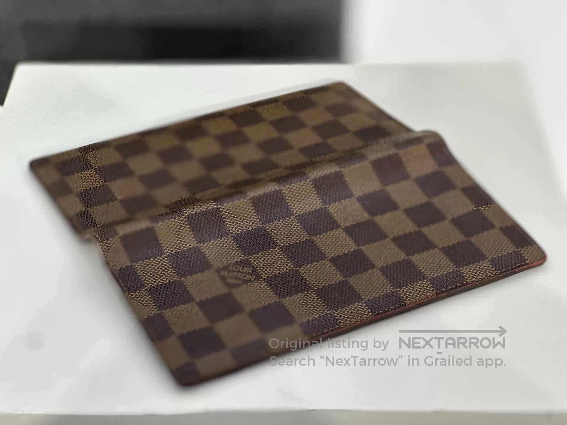 Louis Vuitton LV Classic Men's Wallet. Size ONE SIZE - 4 Thumbnail