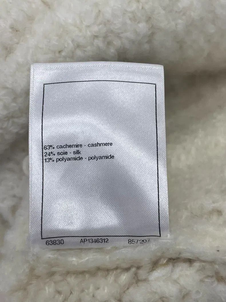 Chanel Chanel Ski series white diamond plaid cashmere jacket Size XXS / US 00 / IT 34 - 7 Thumbnail