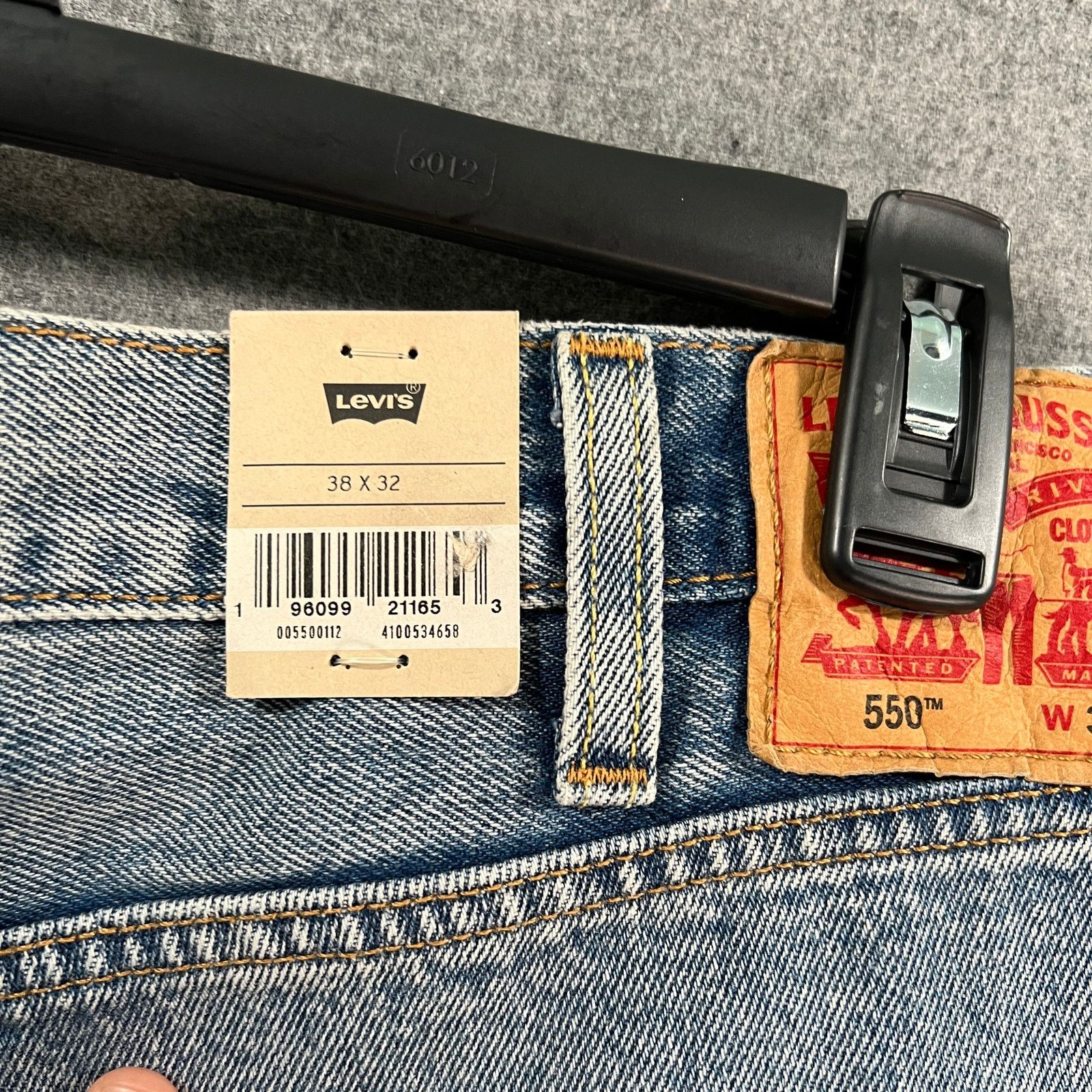 Levi's Levi's Men's 550 RELAXED Jeans W38 L32 Blue Denim Size US 38 / EU 54 - 3 Thumbnail