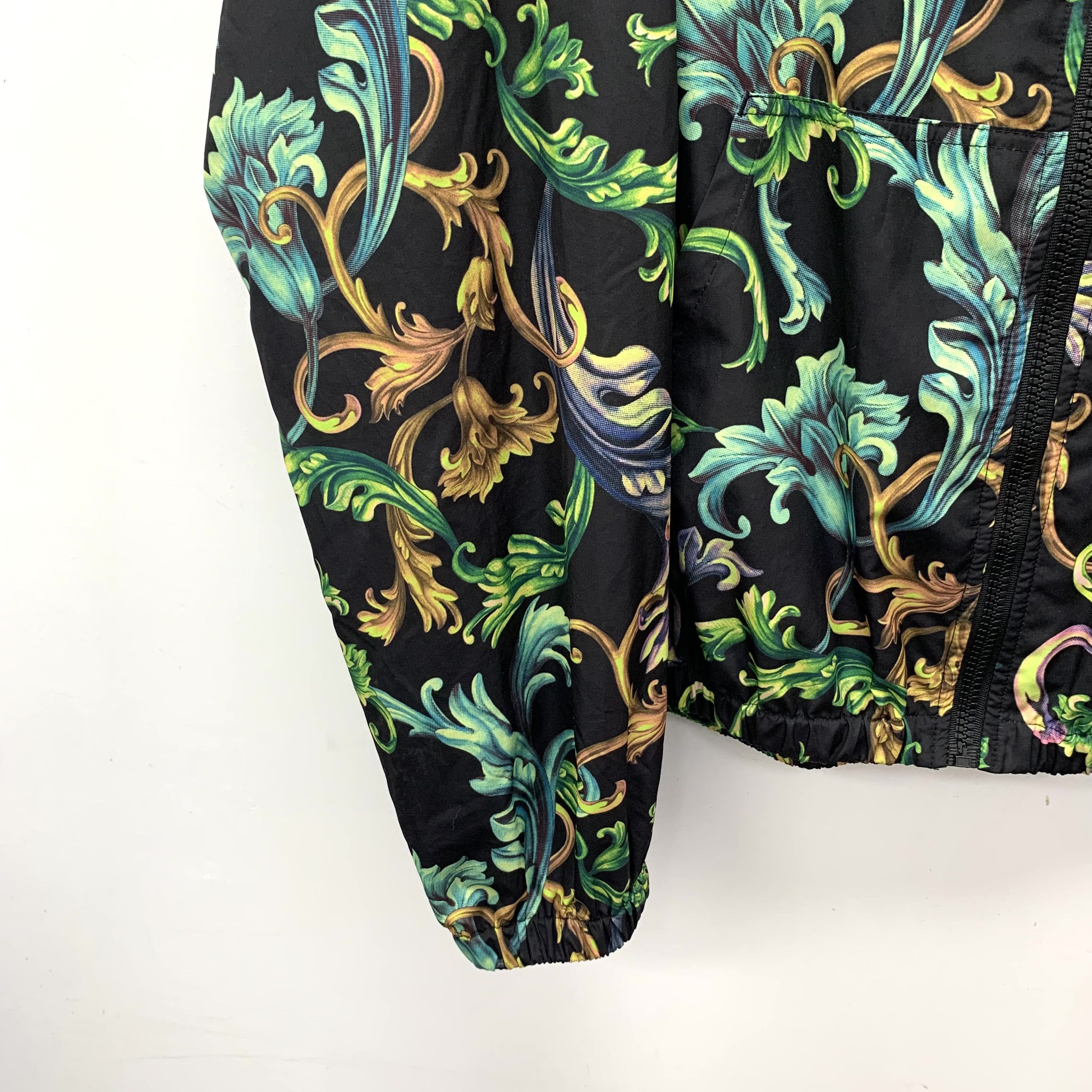 Versace Versace Black Floral Print Hooded Zip-Up Jacket (XL) Size US XL / EU 56 / 4 - 5 Thumbnail
