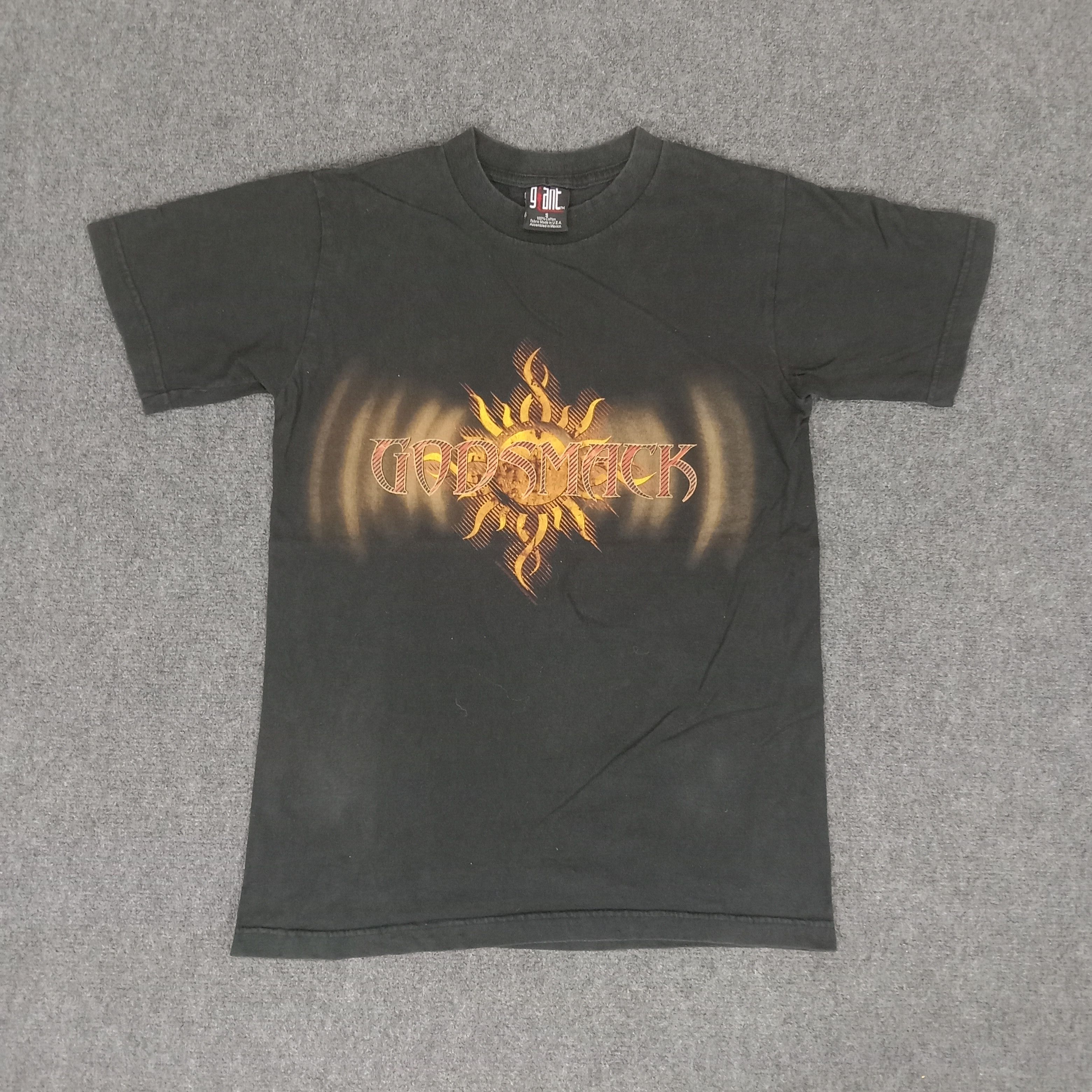 Band Tees × Vintage Godsmack American Rock Band Tour Tshirt Size US S / EU 44-46 / 1 - 1 Thumbnail