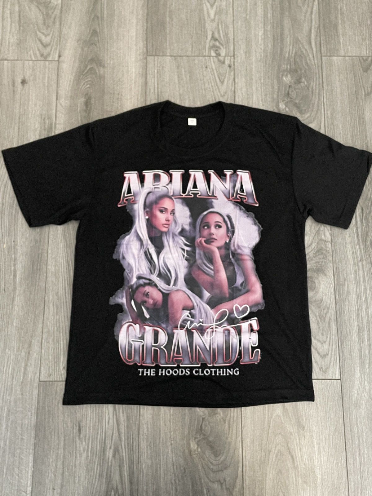Vintage Ariana Grande Graphic Tee Size S / US 4 / IT 40 - 1 Thumbnail
