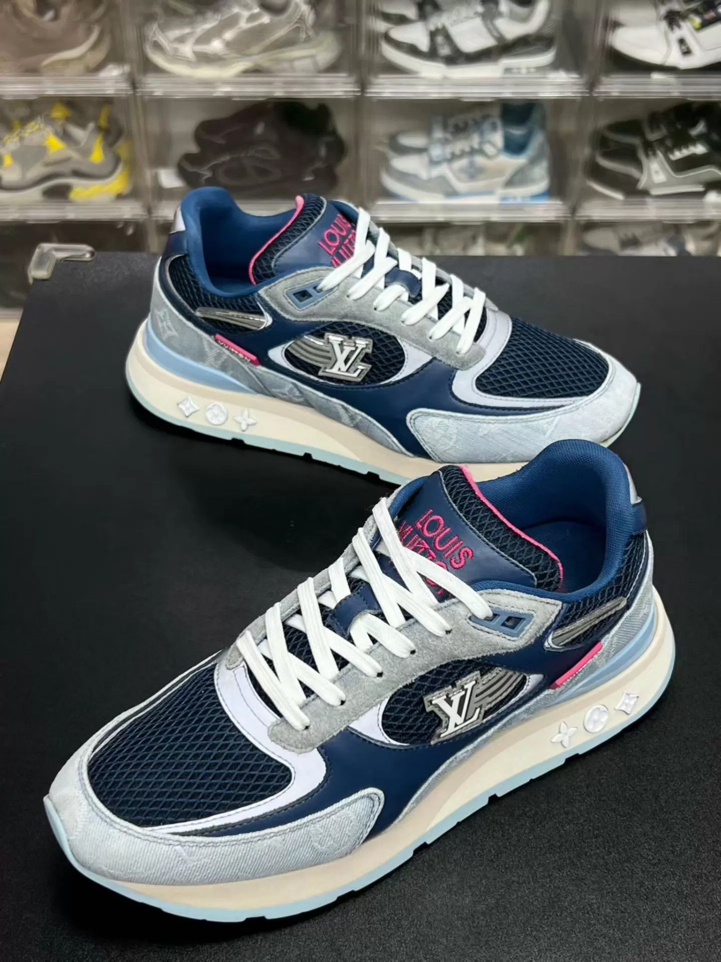 Louis Vuitton LV RUN AWAY Blue Denim UK7 41 Size US 8 / EU 41 - 1 Thumbnail