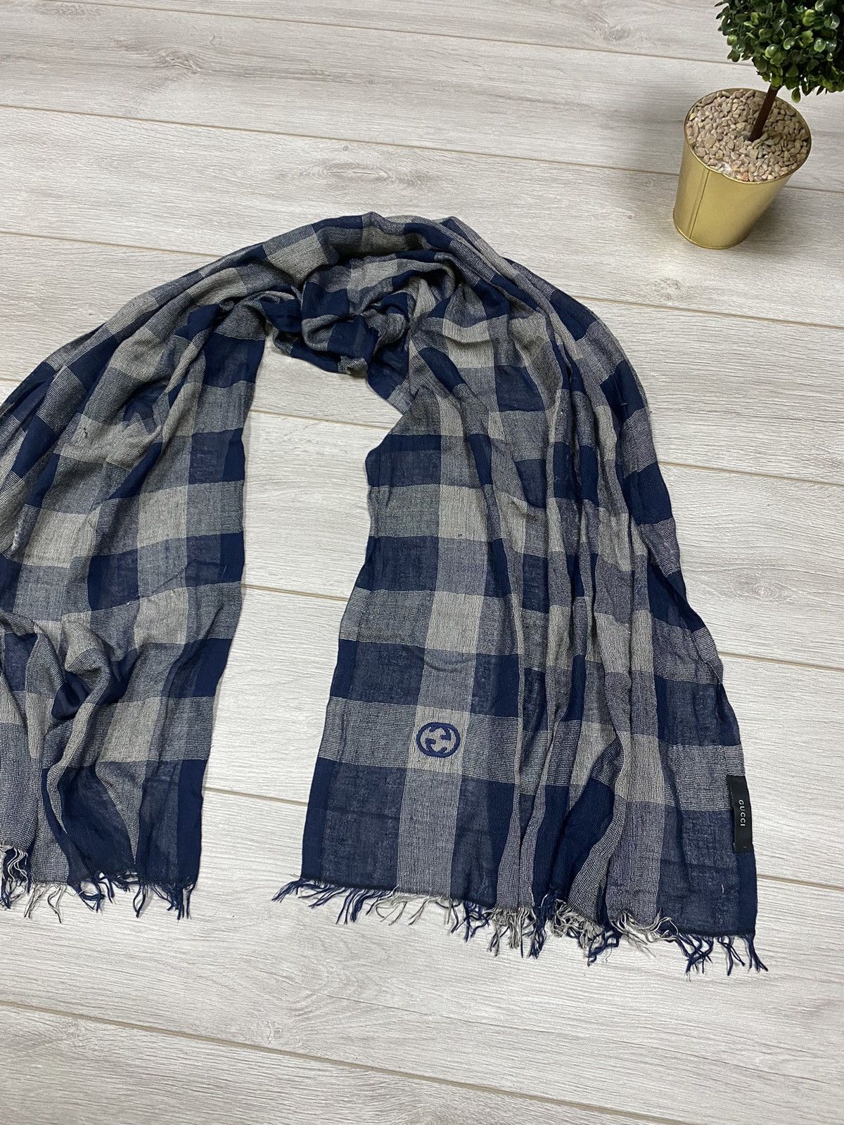 Vintage Gucci GG vintage plaid silk wool scarf Size ONE SIZE - 2 Thumbnail