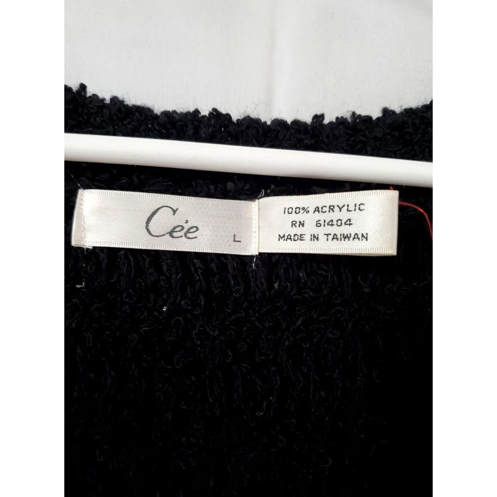 Vintage VINTAGE Cee Vest Sweater Sleeveless Acrylic Black L Fringe V Neck Size L / US 10 / IT 46 - 2 Thumbnail
