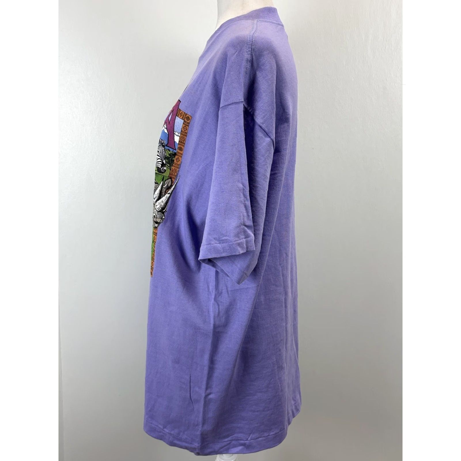 Vintage VINTAGE Sof TEE Africa Animal Graphic T-Shirt XL Men Short Sleeve Cotton Purple 90s Safari Travel USA Size US XL / EU 56 / 4 - 2 Thumbnail