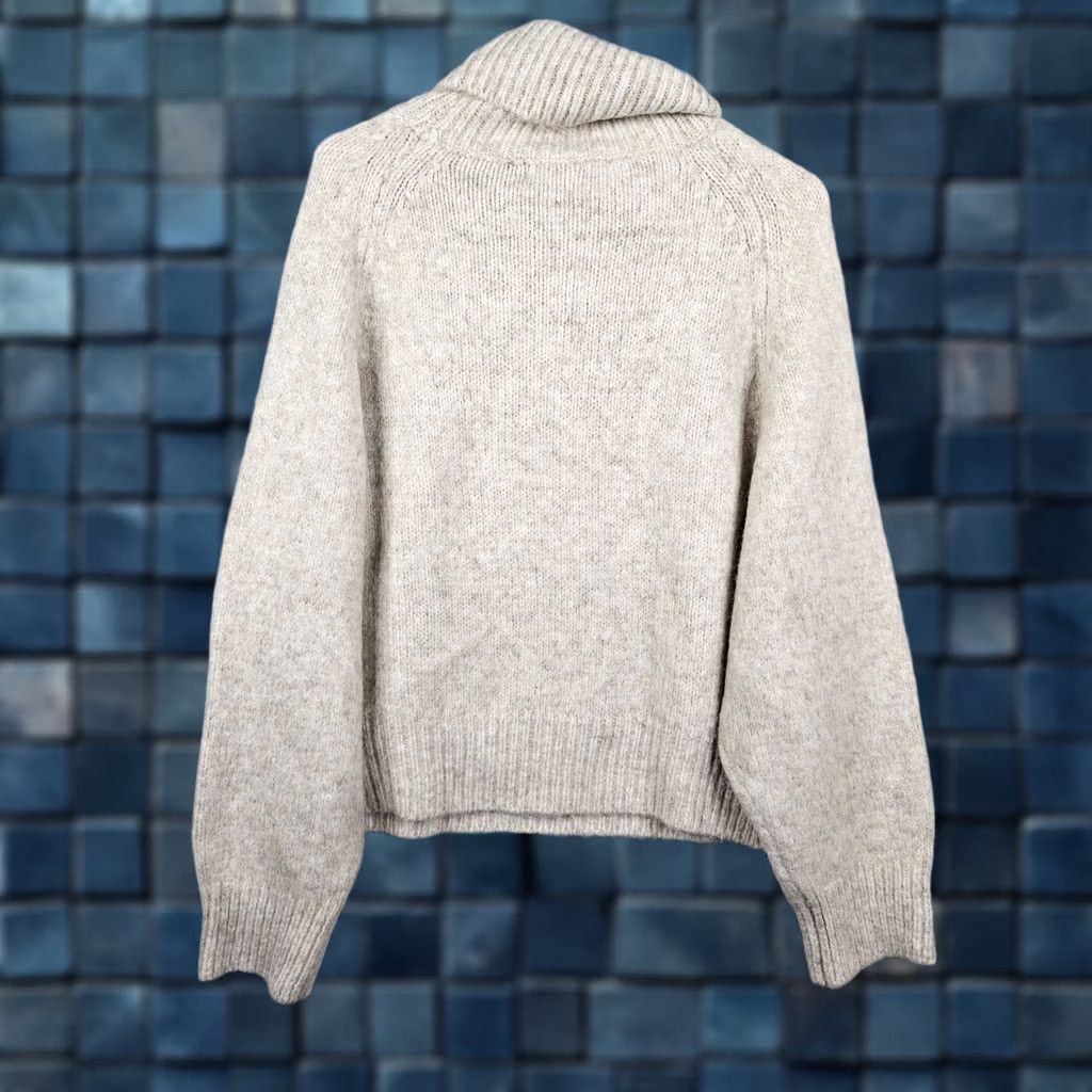 Vintage Lulu Women's Cable Knit Turtle Neck Pullover Sweater XL NEW Creamy/Gray Size XL / US 12-14 / IT 48-50 - 1 Thumbnail