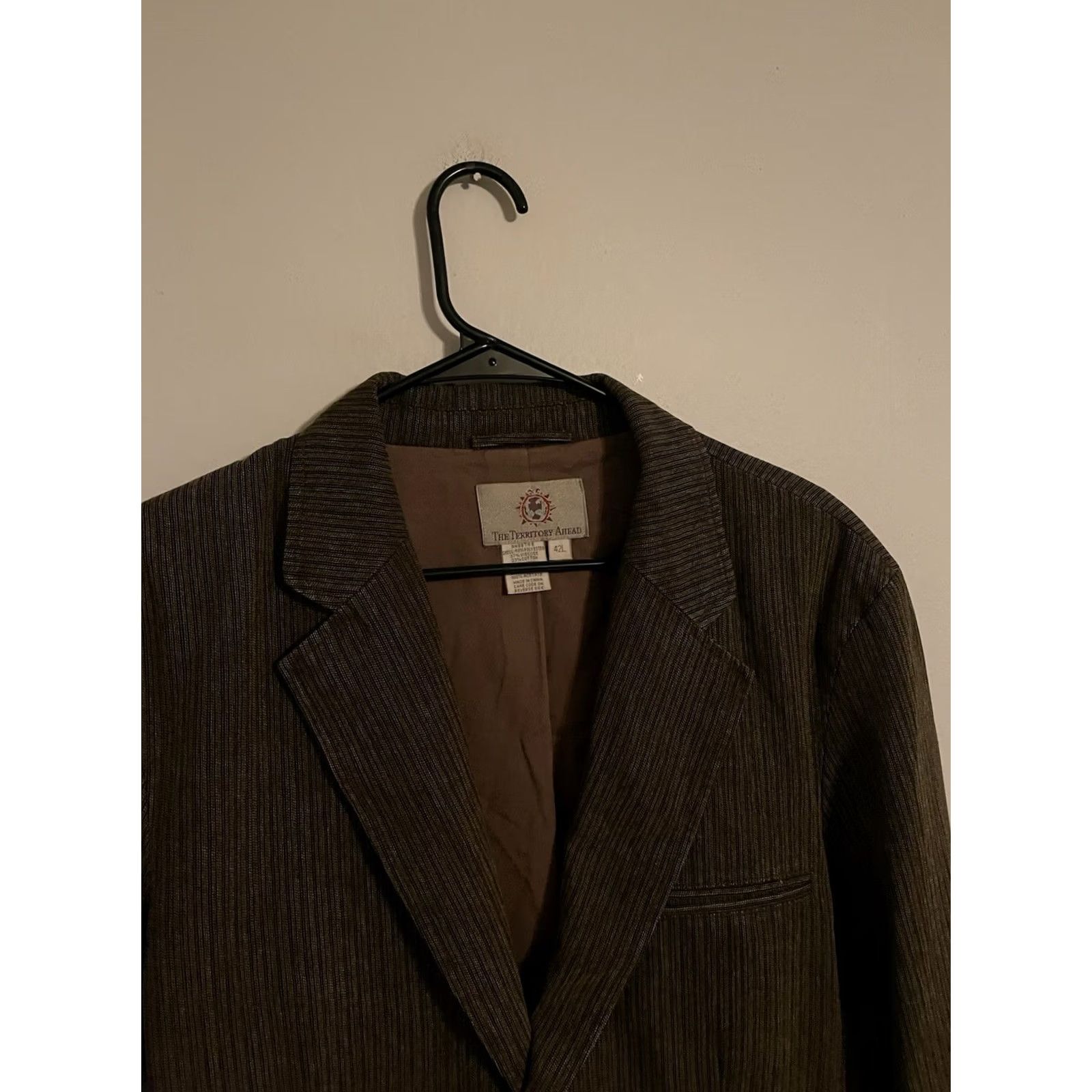 The Territory Ahead VINTAGE The Territory Ahead Blazer Sport Coat Jacket Suit Brown 42L Men's Size 42R - 2 Thumbnail