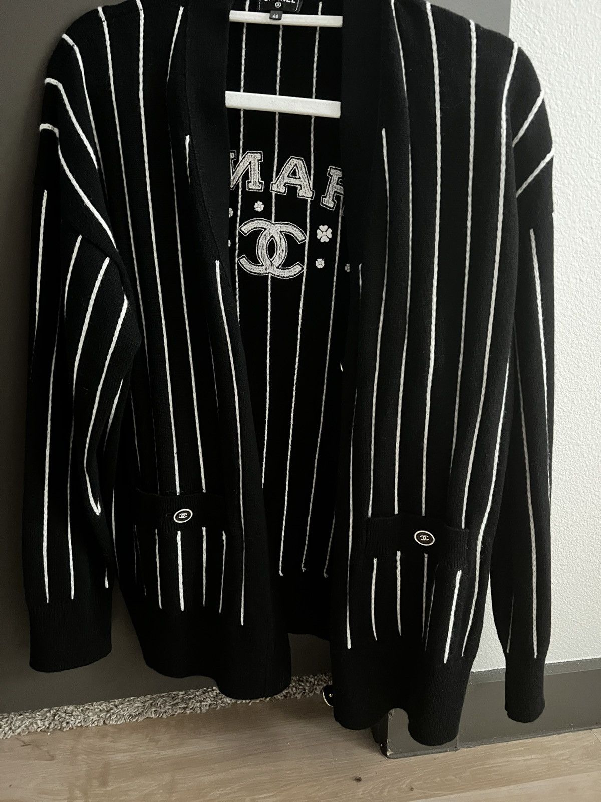 Chanel Chanel SS 23 Cardigan Floral Size XL / US 12-14 / IT 48-50 - 1 Thumbnail