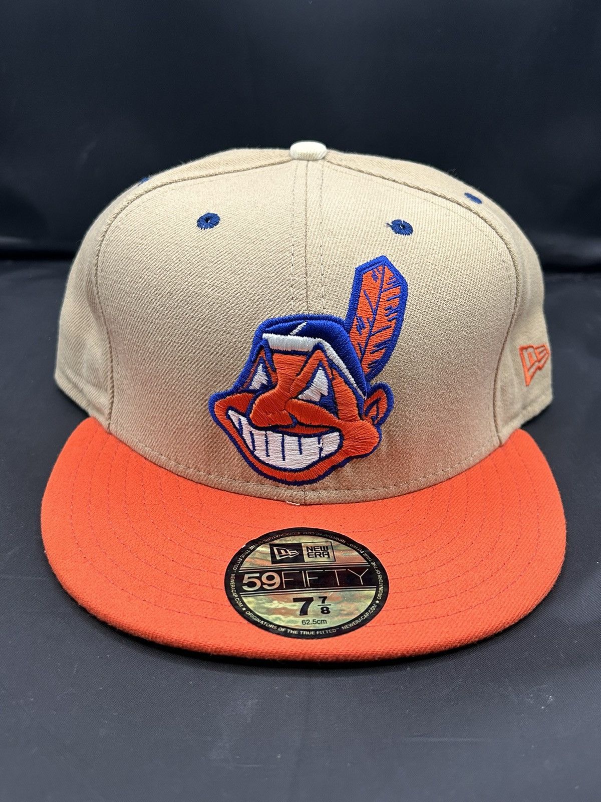 Indians 'CHIEF-WAHOO' Royal-White Fitted Hat by New Era 