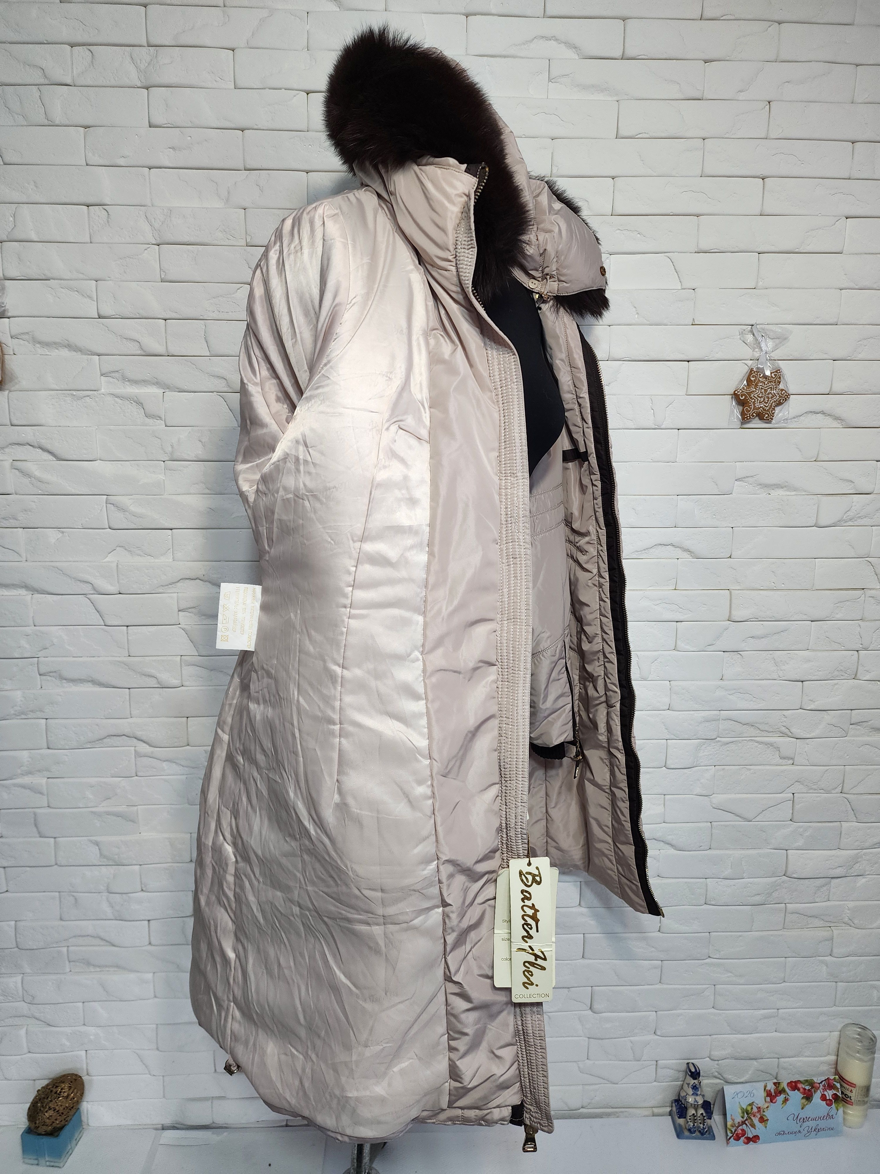 Uniqlo Beige Warm Women's Coat: Hooded Fur Trim Winter Jacket Size XL / US 12-14 / IT 48-50 - 8 Thumbnail