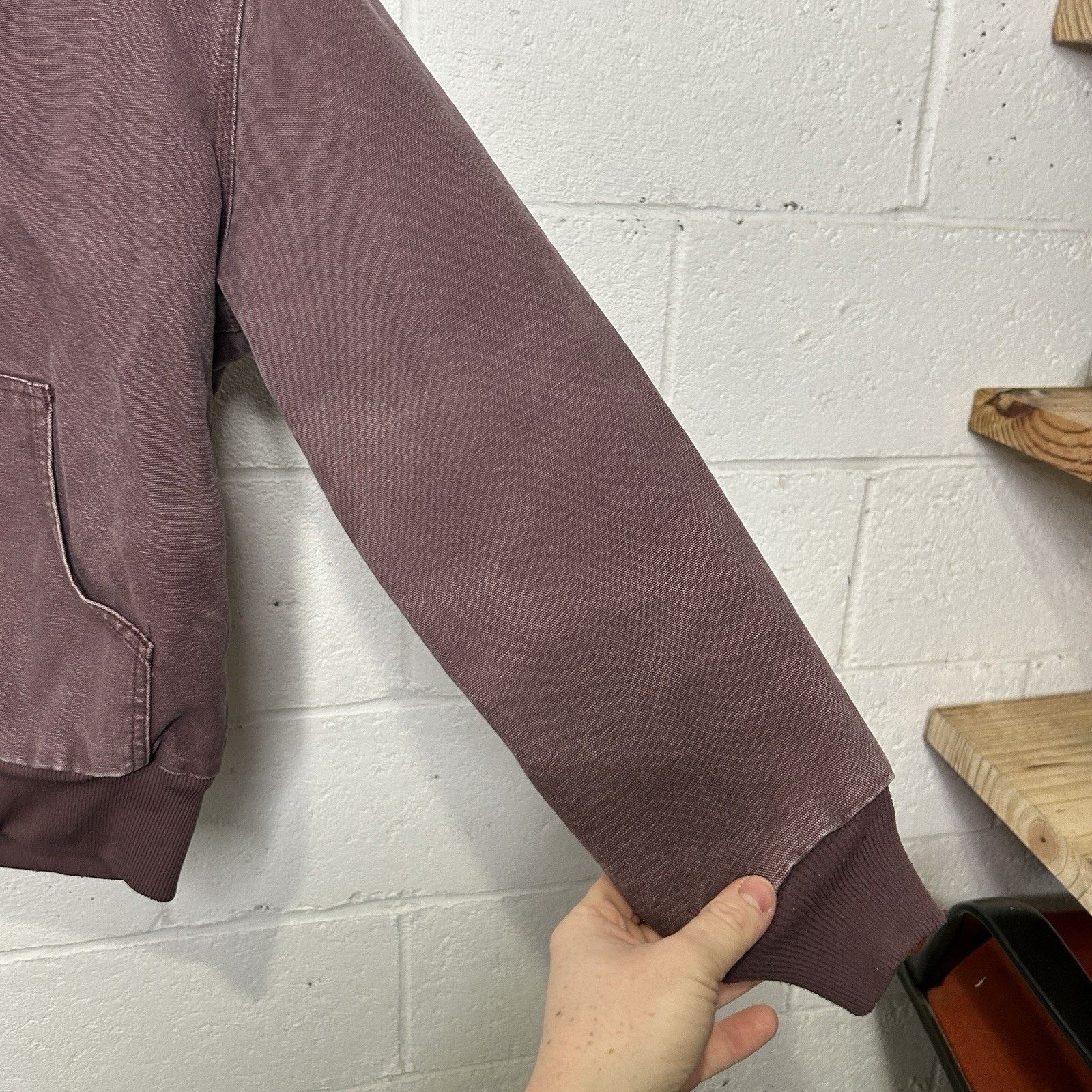 Carhartt Vintage Carhartt Quilted Active Jacket “Deep Plum” WJ130 DPM Size S / US 4 / IT 40 - 7 Thumbnail