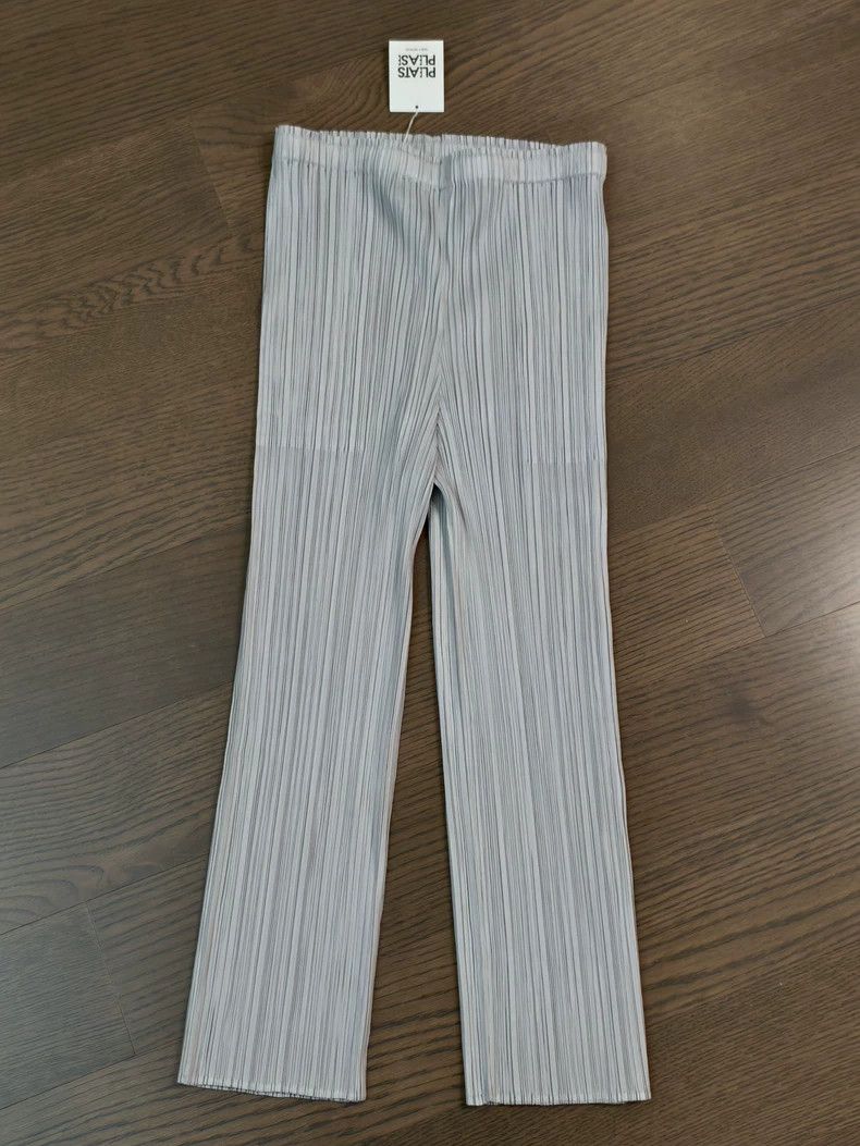 Issey Miyake Issey Miyake Pleats Please Cropped Pants - dmc Size US 30 / EU 46 - 1 Thumbnail