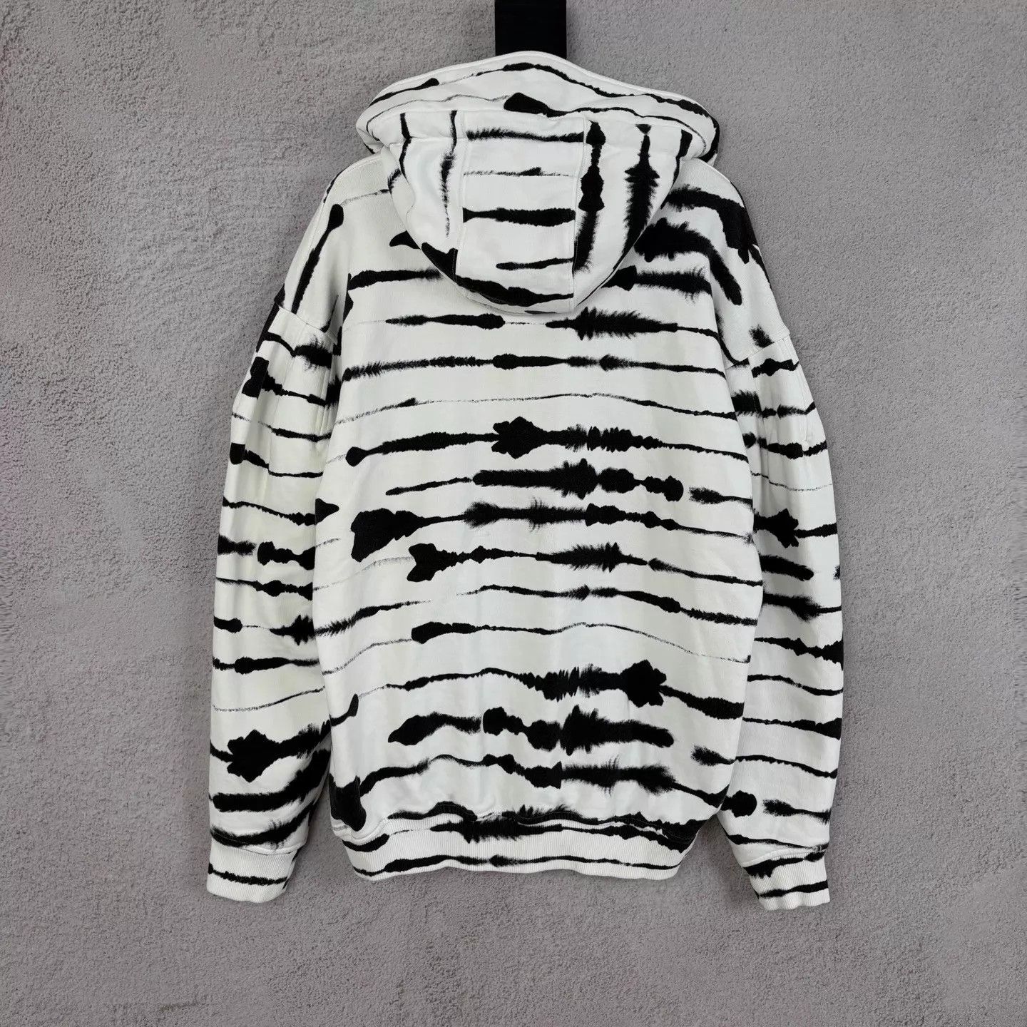 Burberry Burberry ink stripe white hoodie M new Size US M / EU 48-50 / 2 - 2 Thumbnail