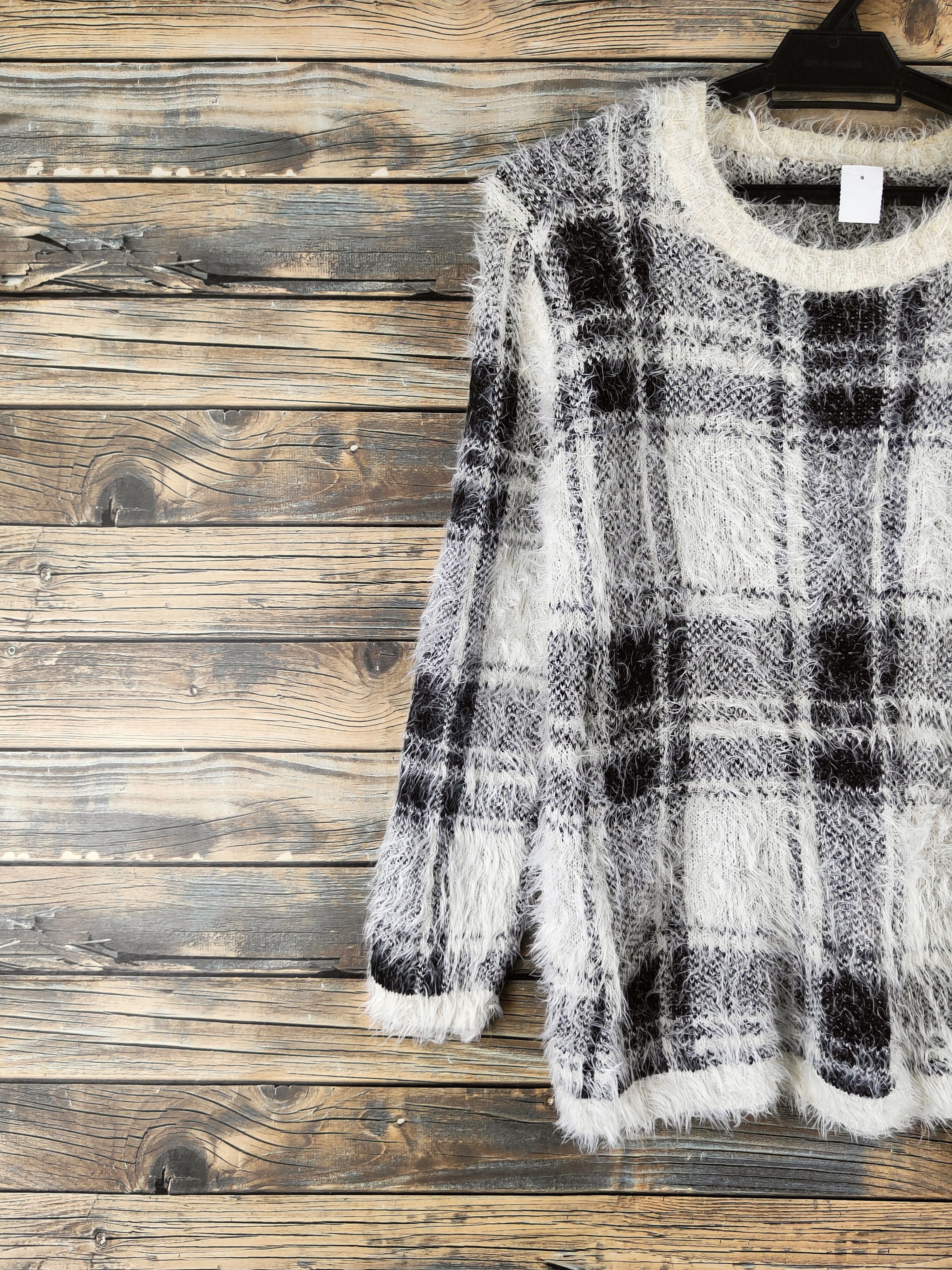 Japanese Brand DL Japanese Brand Black White Fur Mohair Knitwear #46-983 Size S / US 4 / IT 40 - 3 Thumbnail