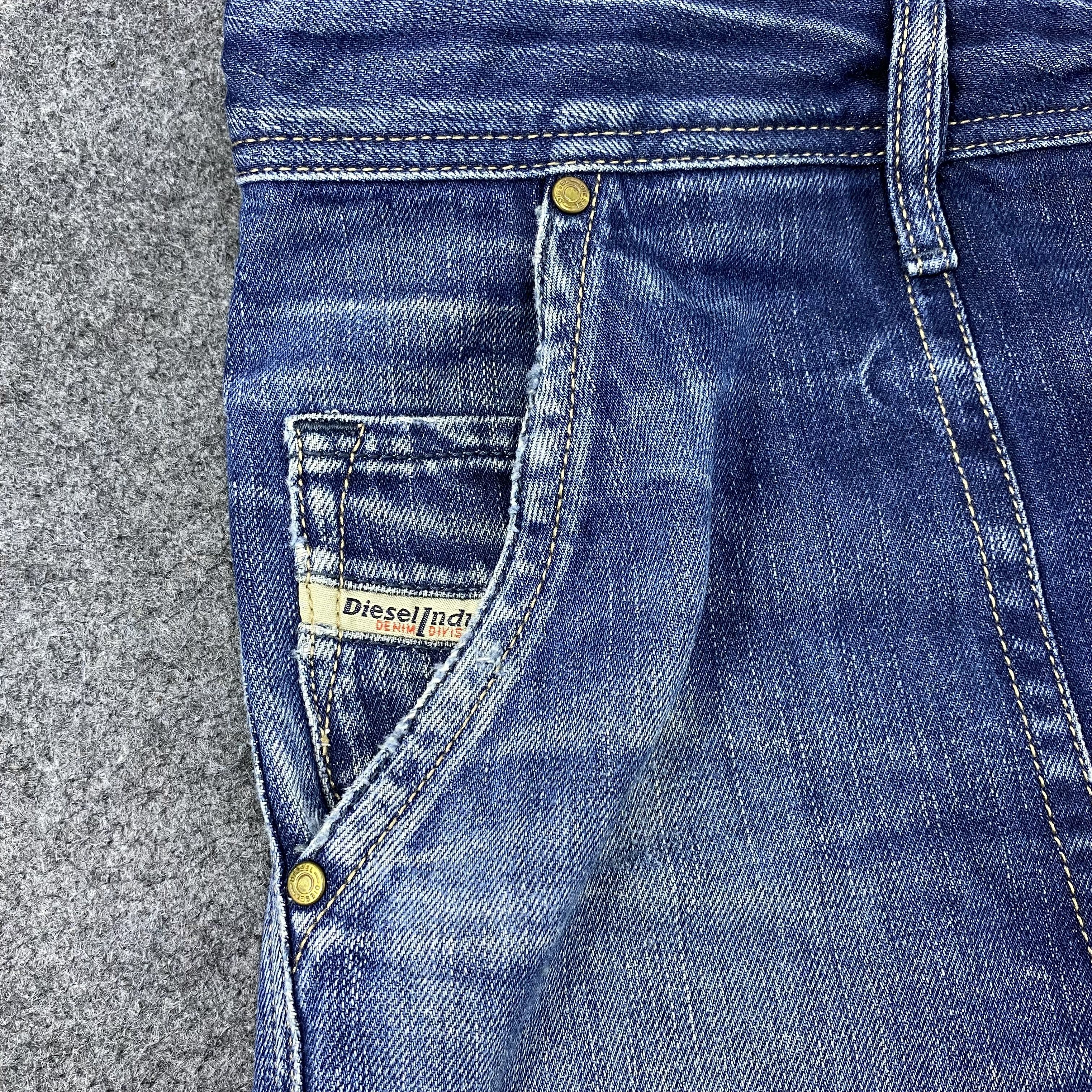 Diesel Diesel Distressed Blue Wash Jeans-J1168 Size US 33 - 7 Thumbnail