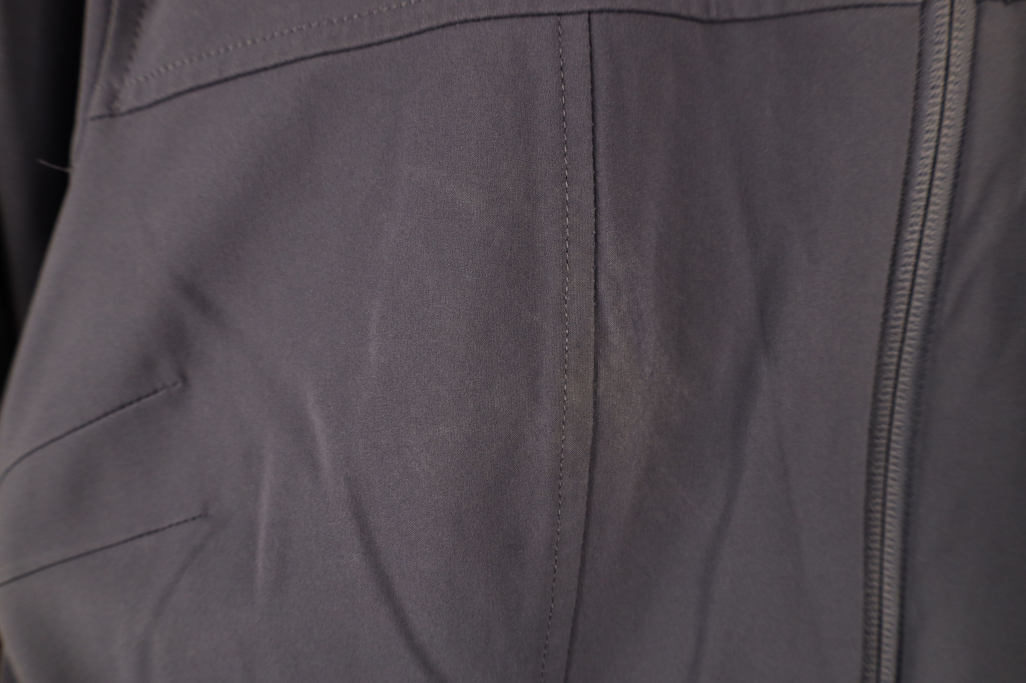 The North Face × Vintage Vintage The North Face Spell Out Soft Shell Jacket Gray Size L / US 10 / IT 46 - 5 Thumbnail