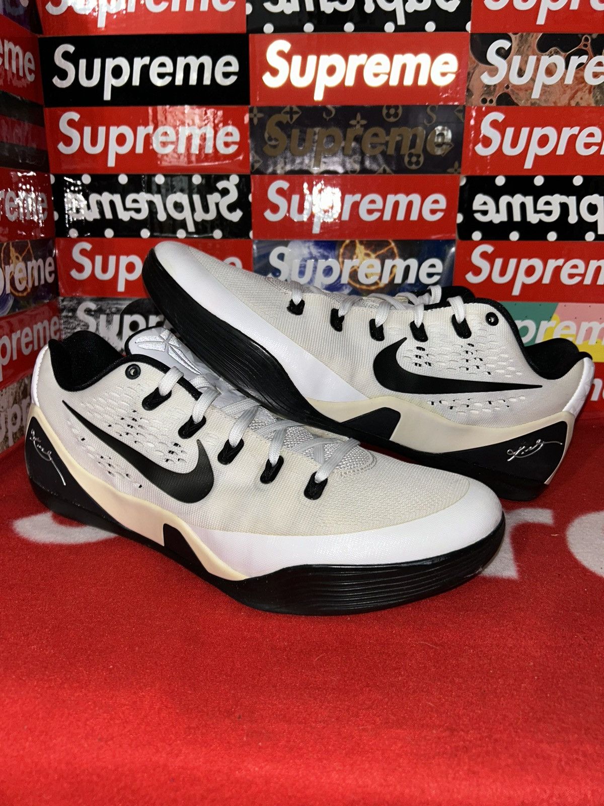 Nike Nike Kobe 9 EM TB 'White Black' 685776-100 size 14 Size US 14 / EU 47 - 1 Thumbnail