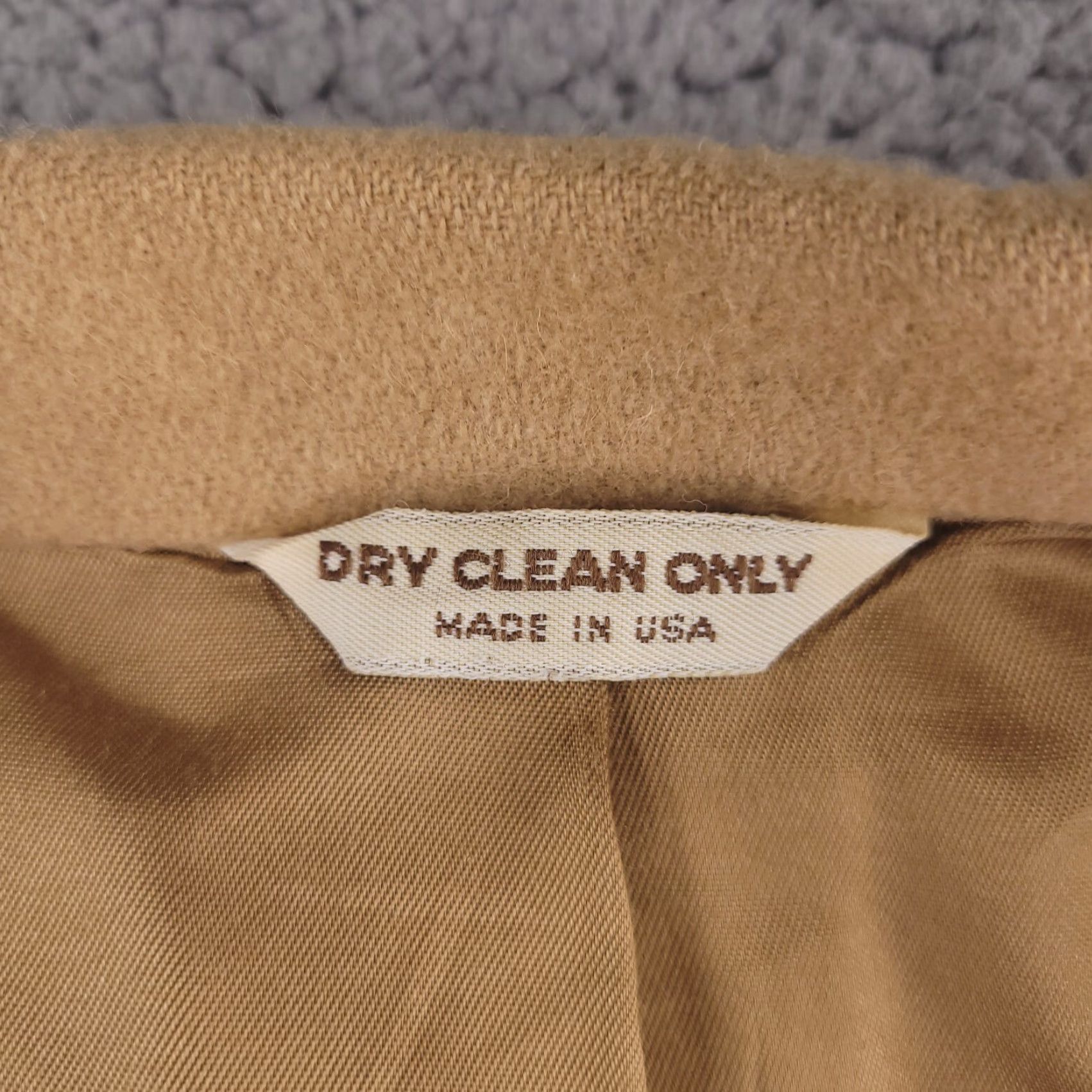 Camel VINTAGE Beercroft & Bull Suit Jacket Mens 42 44 Brown 100% Camel hair Made USA Size 42R - 3 Thumbnail