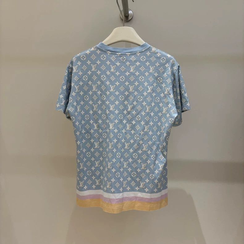 Louis Vuitton Louis Vuitton Round collar full logo short sleeve Size M / US 6-8 / IT 42-44 - 2 Thumbnail