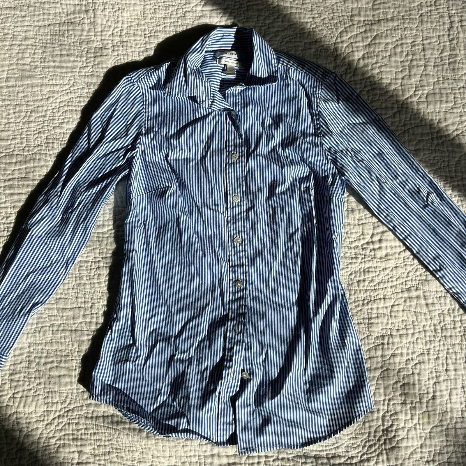 J.Crew J Crew Stretch Perfect Top Blue White Stripe Button Up Long Size XXS / US 00 / IT 34 - 1 Thumbnail