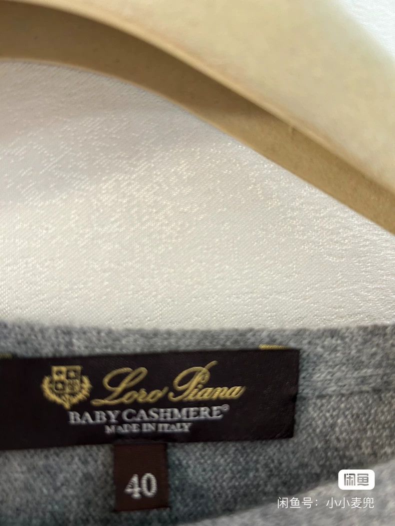 Loro Piana LORO PIANA A small goat cashmere dress Size M / US 6-8 / IT 42-44 - 4 Thumbnail