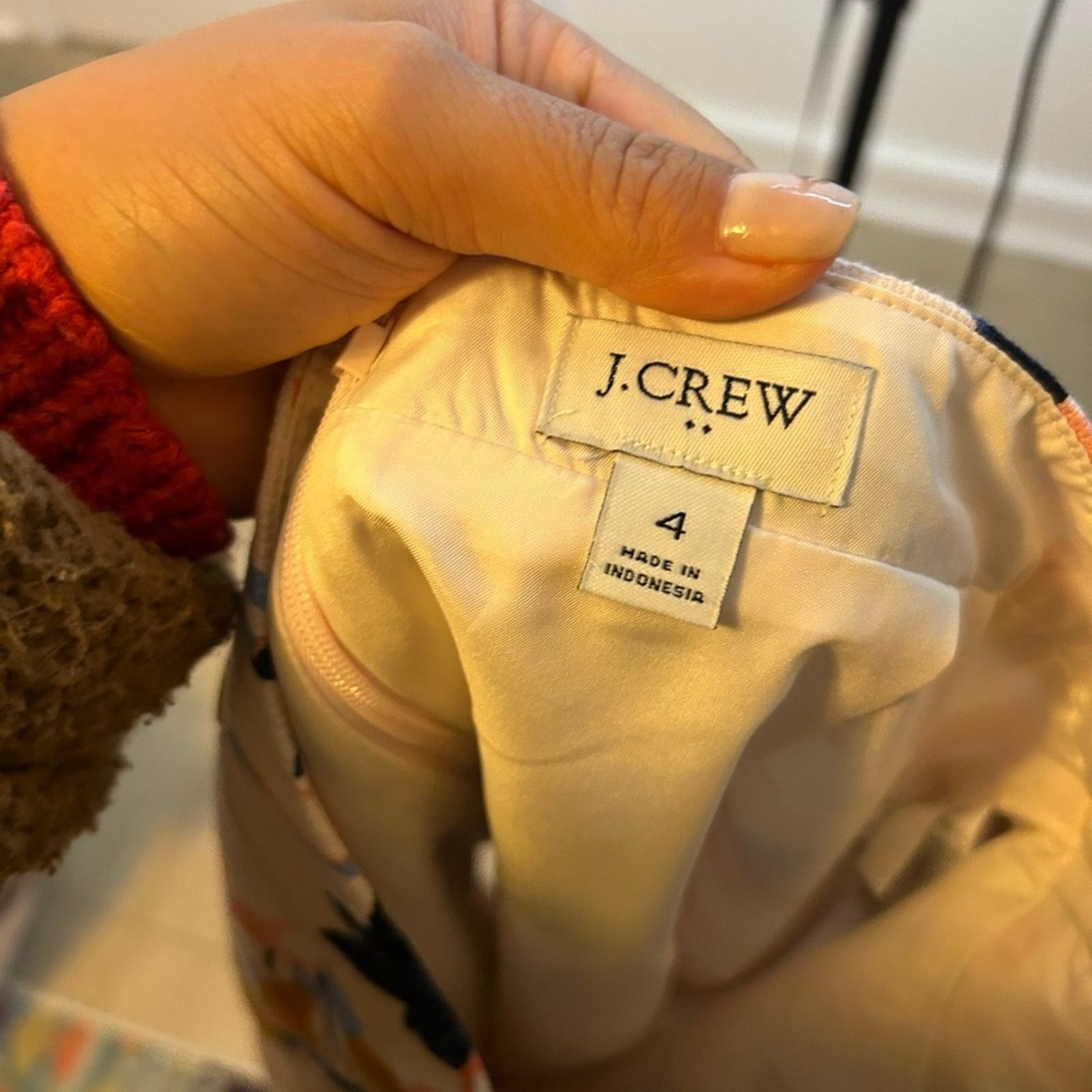 J.Crew J.Crew Floral Printed Basketweave Pencil Skirt Size 27" / US 4 / IT 40 - 3 Thumbnail