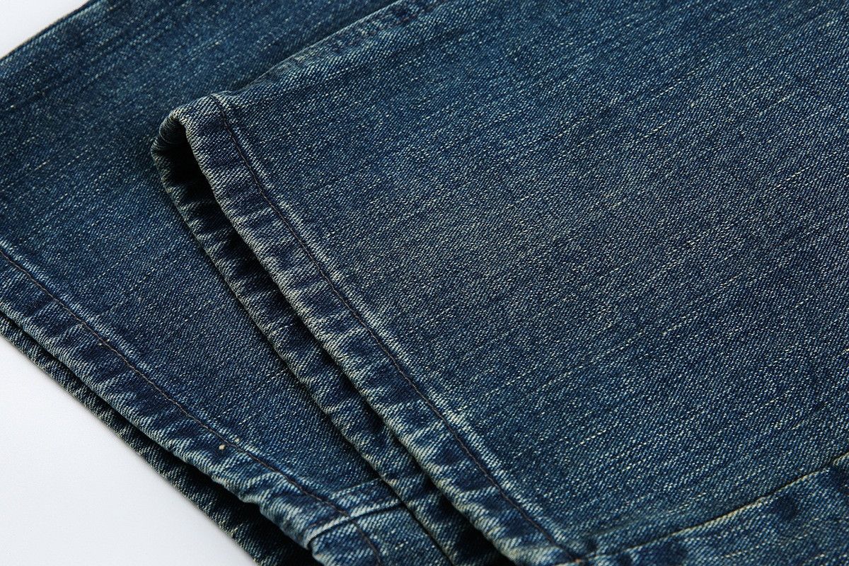 Vintage Men's trendy loose-fitting bamboo-patterned retro jeans Size US 32 / EU 48 - 5 Thumbnail