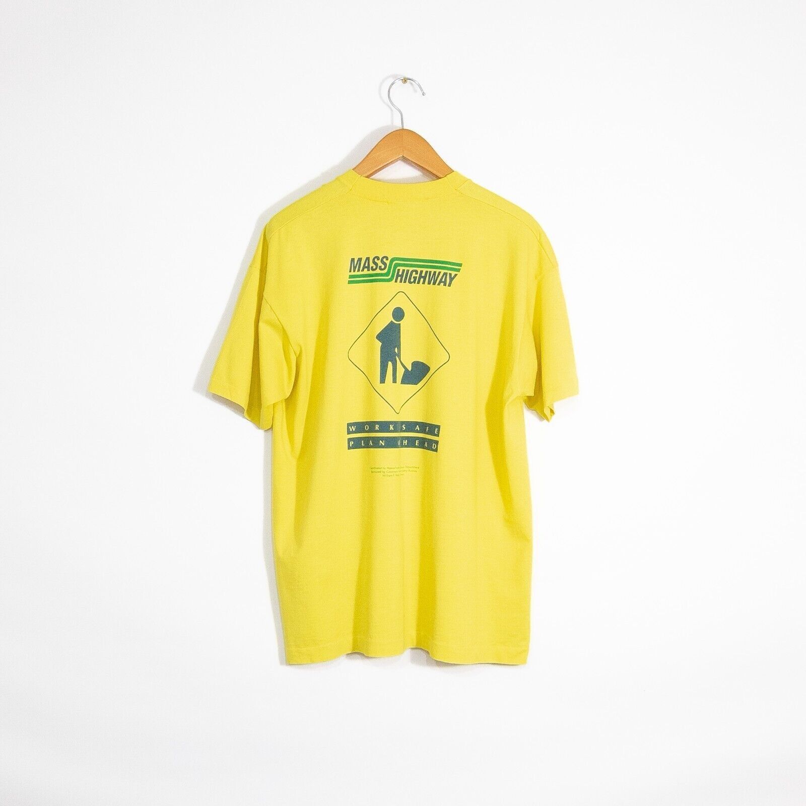 Vintage Vintage 90s Mass Highway T Shirt XL - Massachusetts Workwear Size US XL / EU 56 / 4 - 1 Thumbnail