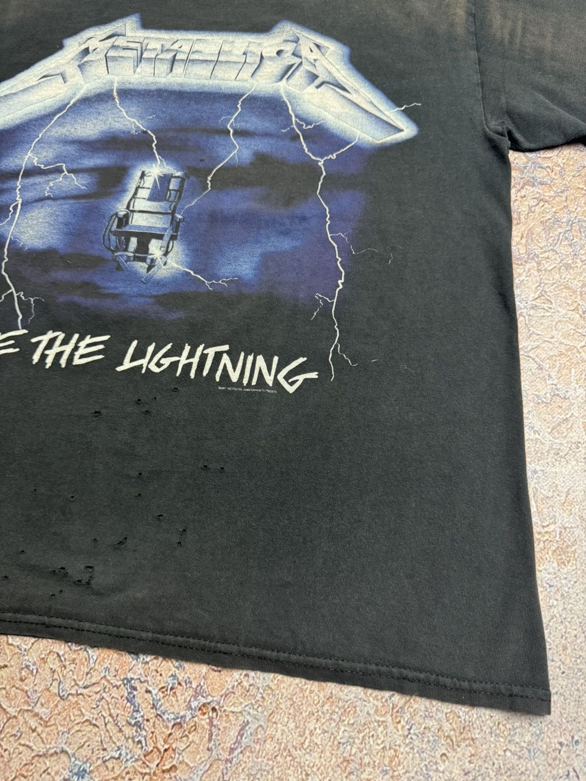 Metallica Vintage Style Metallica Ride the Lightning Band T Shirt Size US L / EU 52-54 / 3 - 4 Thumbnail