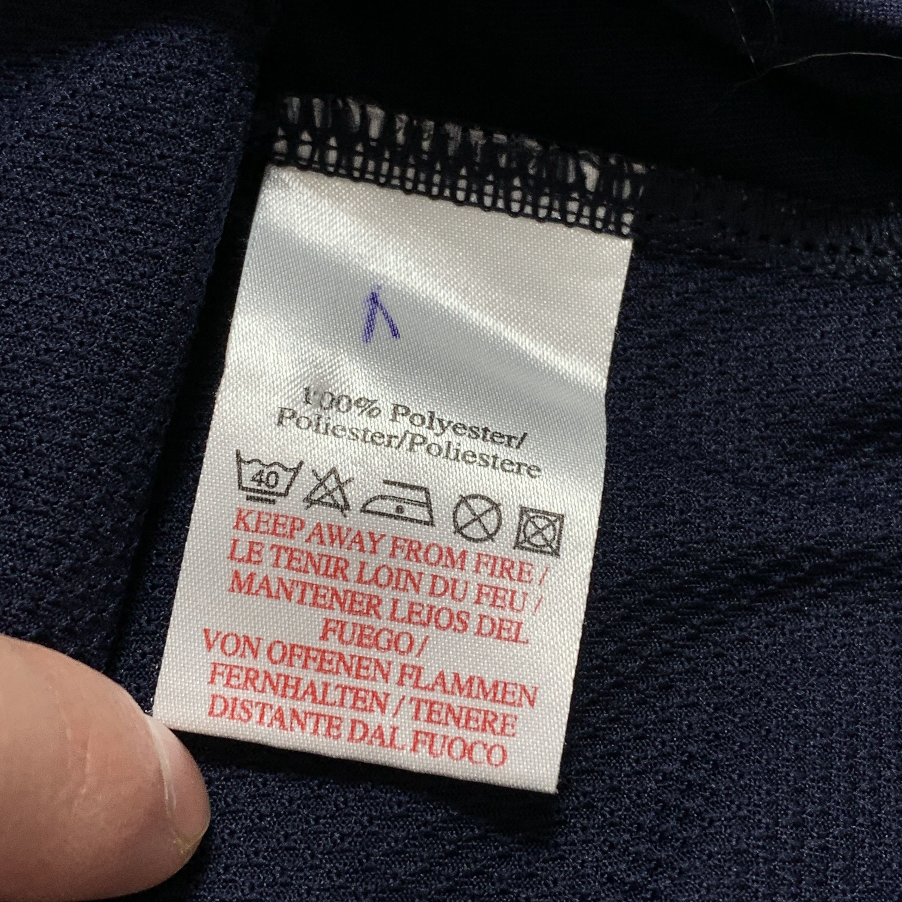 Umbro Vintage Umbro 90s England National Team Nationalwide Jersey Size US XL / EU 56 / 4 - 9 Thumbnail