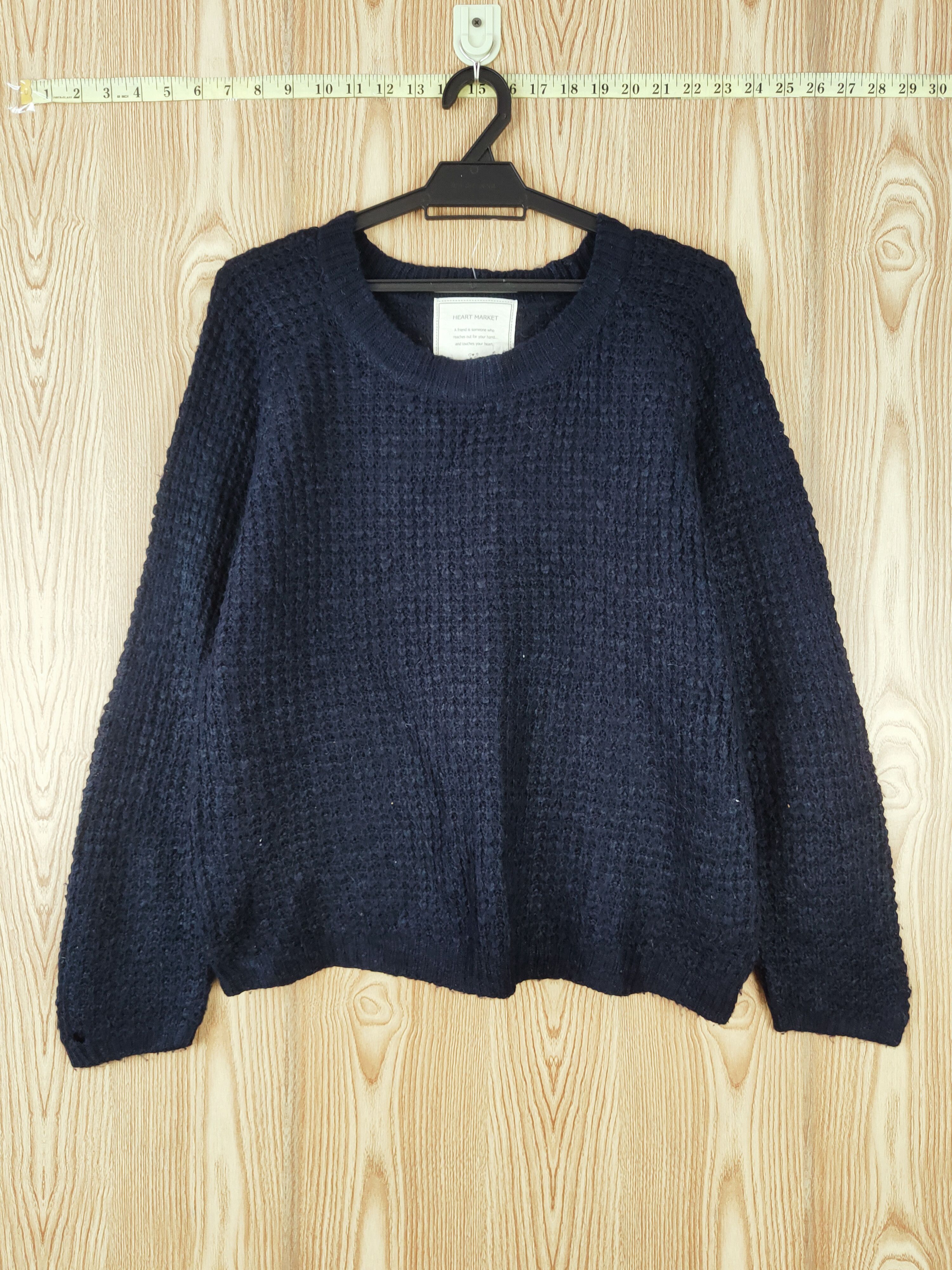 Japanese Brand × Vintage Heart Market Navy Knitwear Sweatshirts #W673 Size L / US 10 / IT 46 - 1 Thumbnail