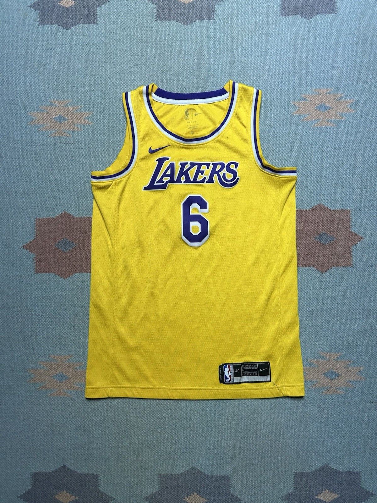 Nike Nike Swingman Los Angeles Lakers LeBron James #6 Jersey S 40 Size US S / EU 44-46 / 1 - 1 Thumbnail