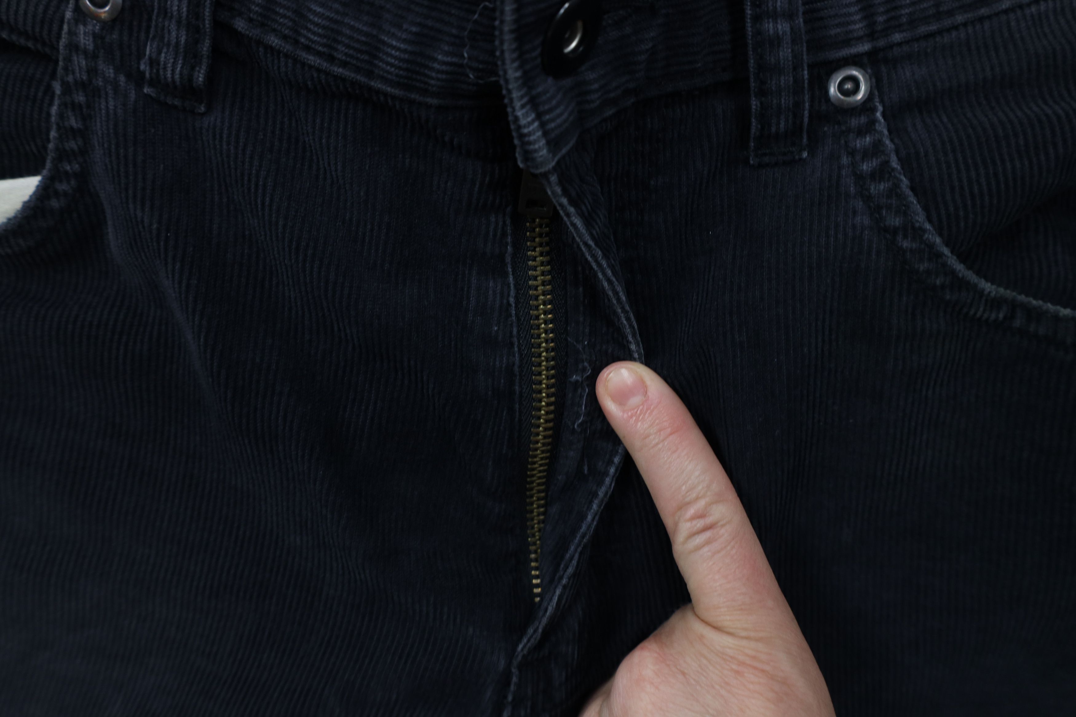 J.Crew × Vintage Vintage J Crew Faded Straight Leg Corduroy Chino Pants Black Size US 33 - 7 Thumbnail