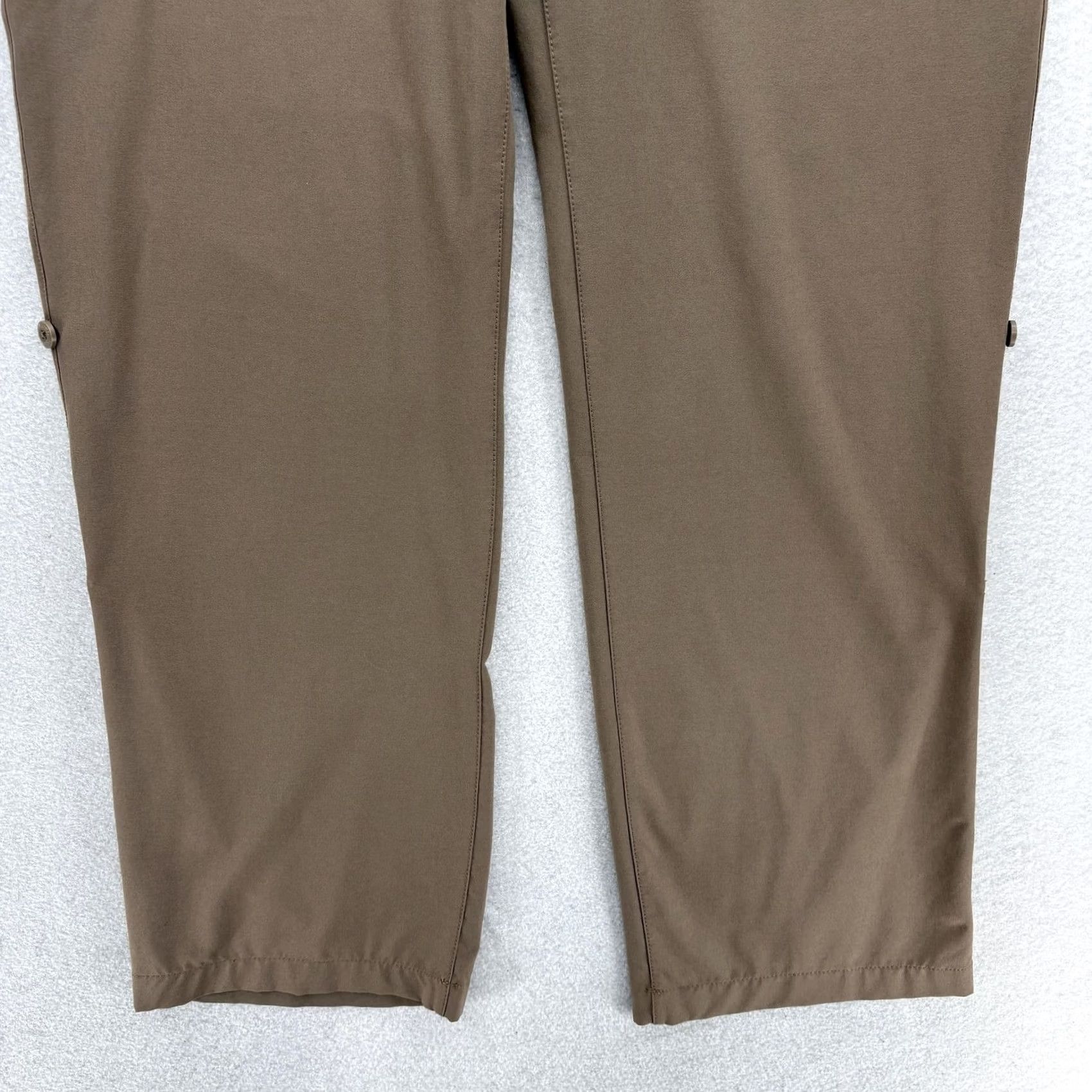 Eddie Bauer Eddie Bauer Travex Roll-Up Hiking Pants Womens 12 Brown Stretch Pockets Camp Size 34" / US 12 / IT 48 - 3 Thumbnail
