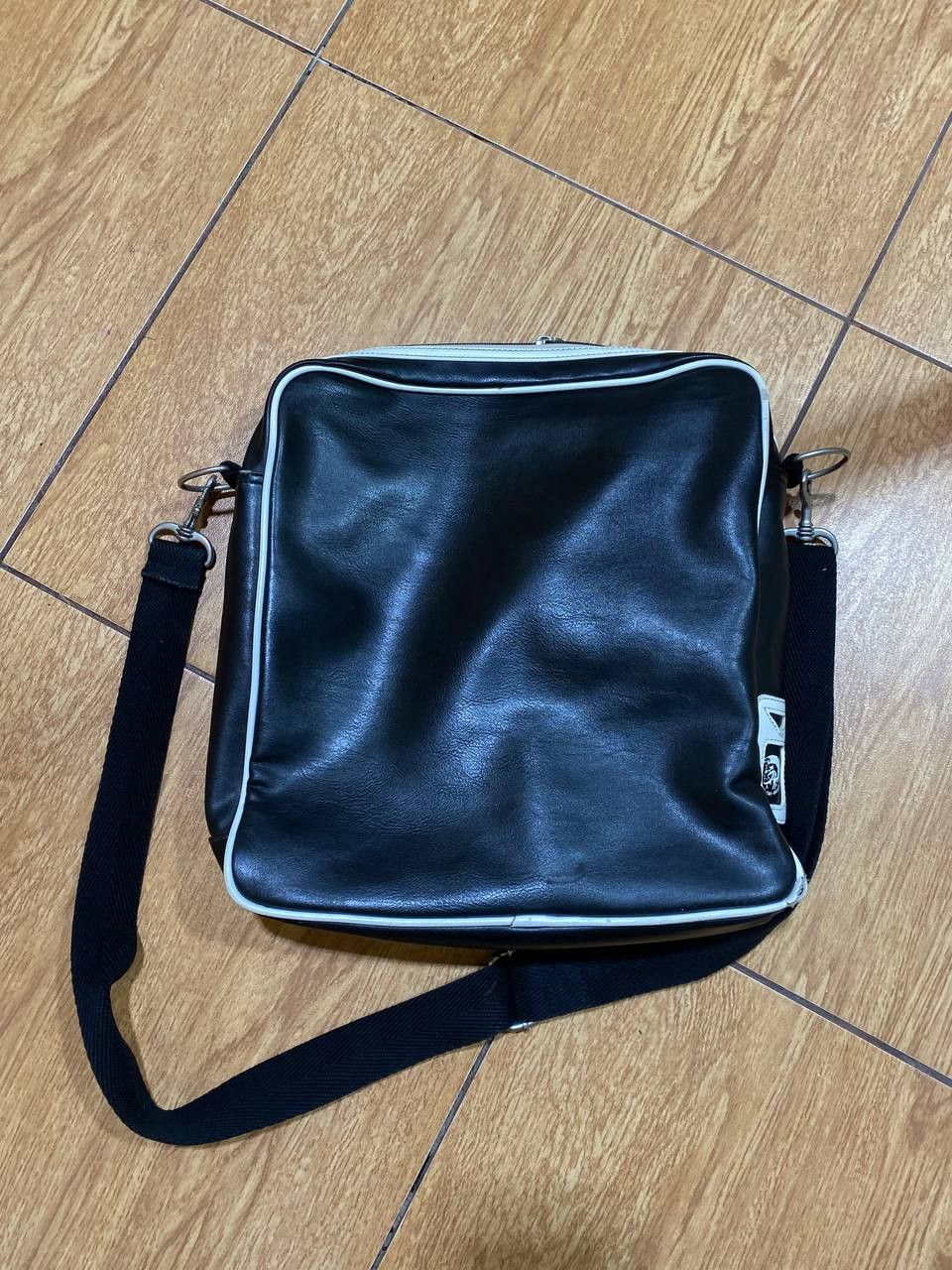 Diesel Bags Diesel black big logo Vintage Streetwear Y2K Size ONE SIZE - 14 Thumbnail