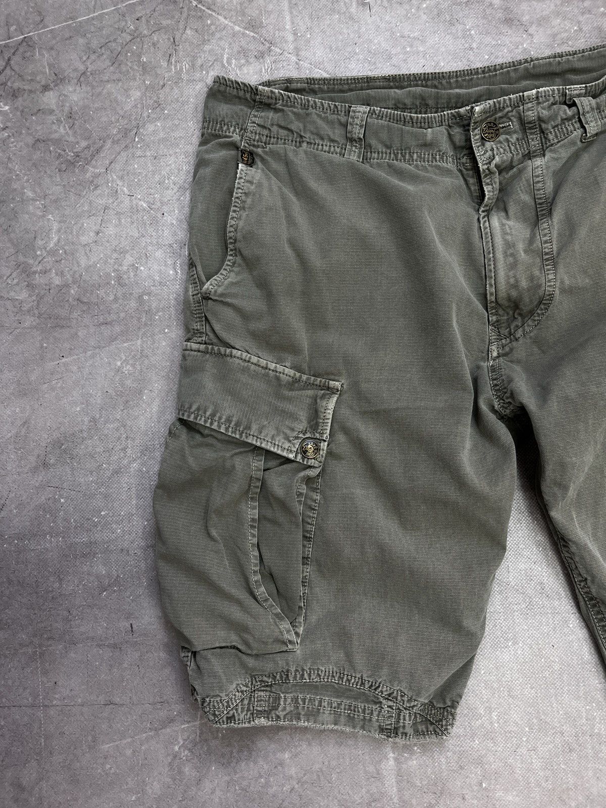Diesel Diesel green cargo shorts y2k utility multipocket style Size US 32 / EU 48 - 2 Thumbnail