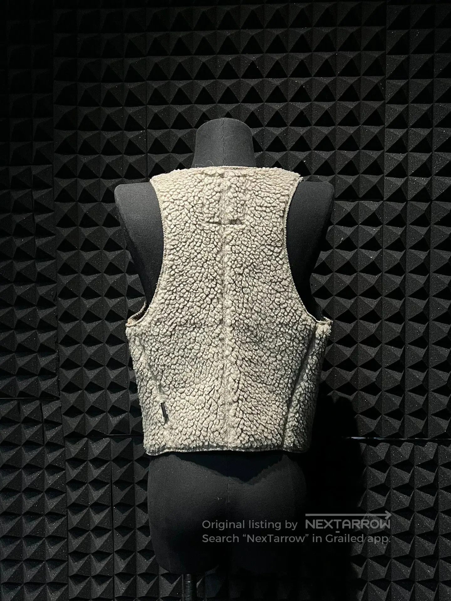 Le Grande Bleu (L.G.B.) military green lamb fleece vest. Size M / US 6-8 / IT 42-44 - 3 Thumbnail