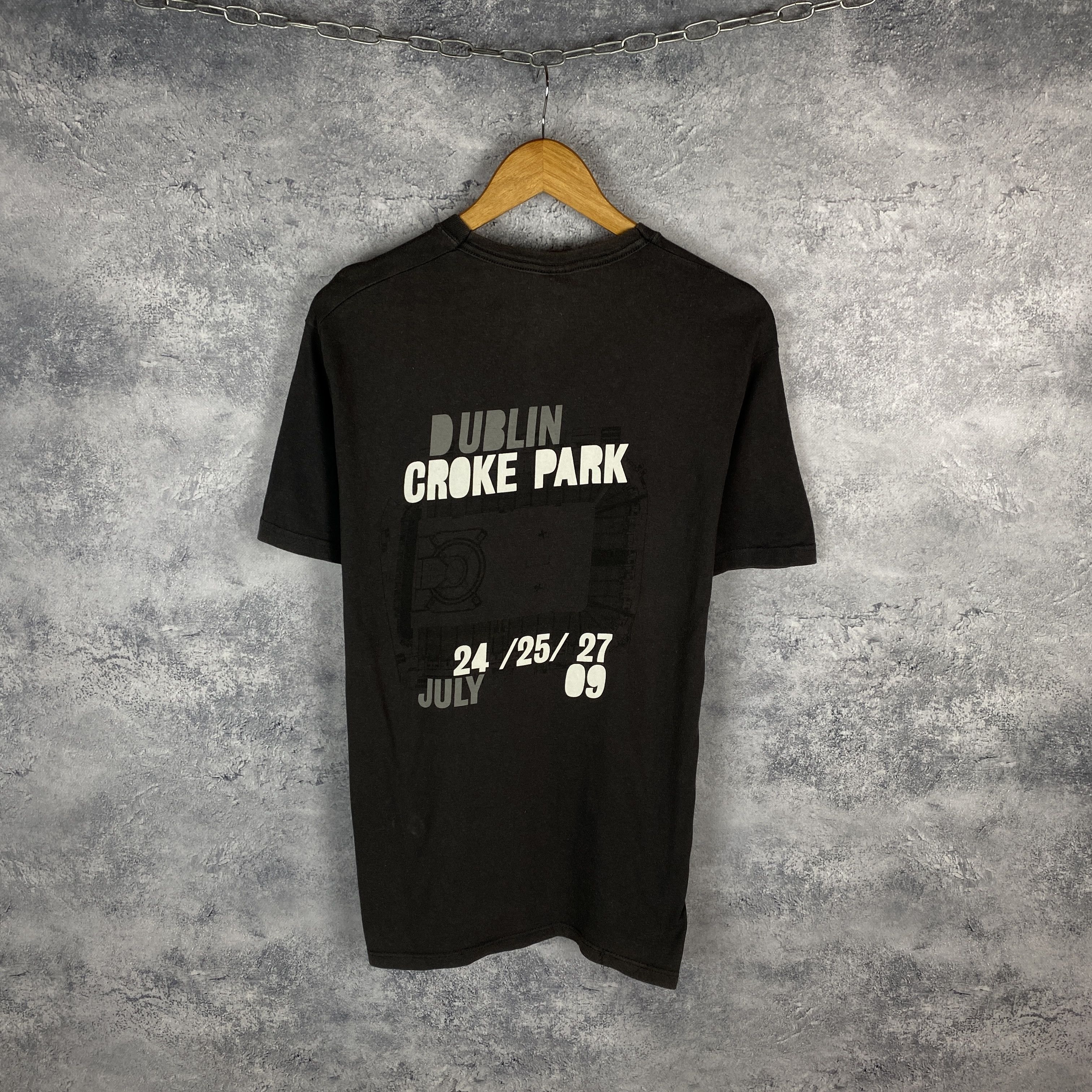 Band Tees U2 2009 Vintage Tee Men's Size XL Black Short Sleeve Size US XL / EU 56 / 4 - 7 Thumbnail