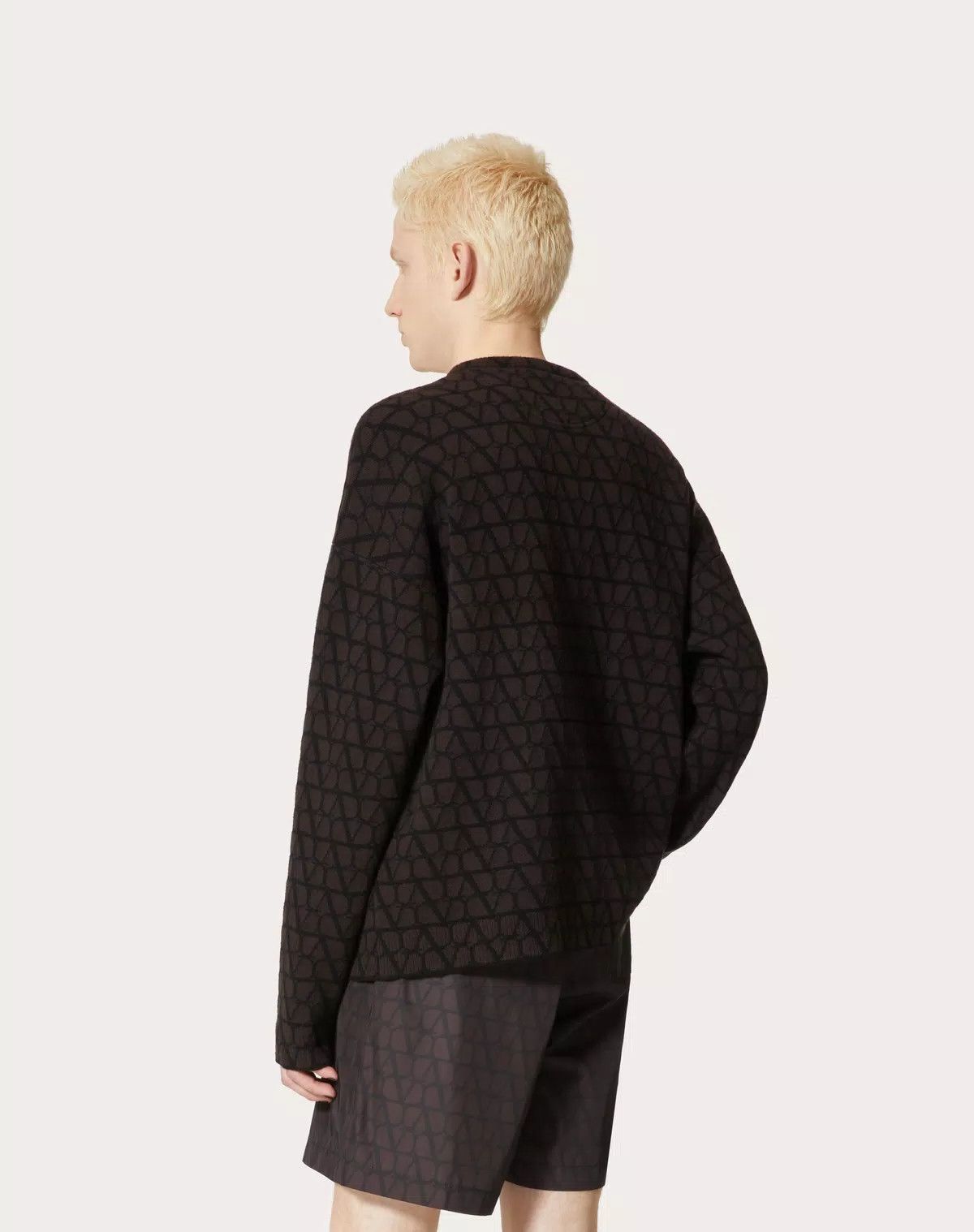 Valentino oc11z0725 Wool Crewneck Sweater in Black Size US XS / EU 42 / 0 - 5 Thumbnail