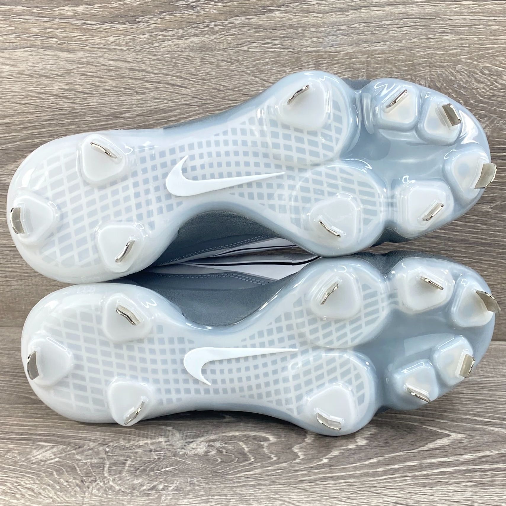 Nike Nike Force Zoom Trout 8 Pro Metal Cleats Men 11.5 CZ5915-100 Baseball Cleats Nike Force Trout 8 Pro Metal Cleats Men 11.5 CZ5915-100 Size ONE SIZE - 6 Thumbnail